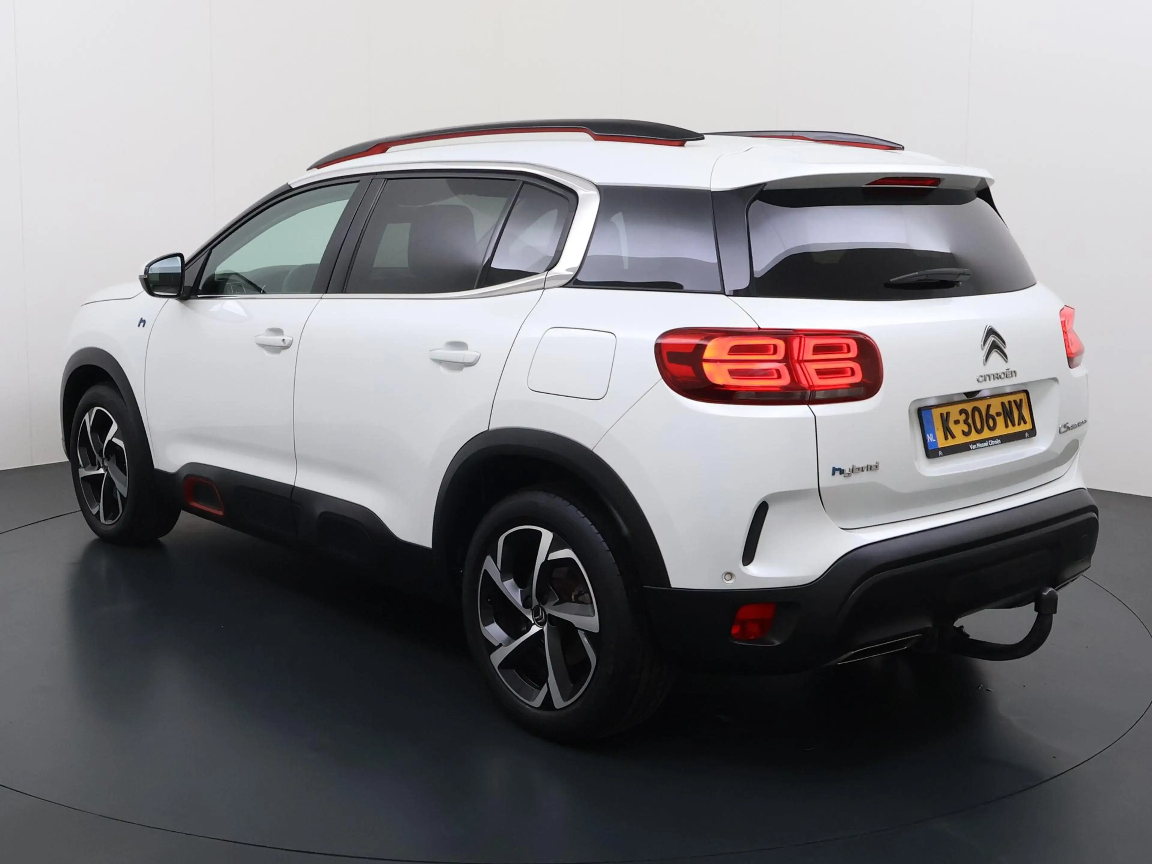 Citroen C5 Aircross 1.6 Plug-in Hybrid 225 Business Plus | Trekhaak | — photo 2