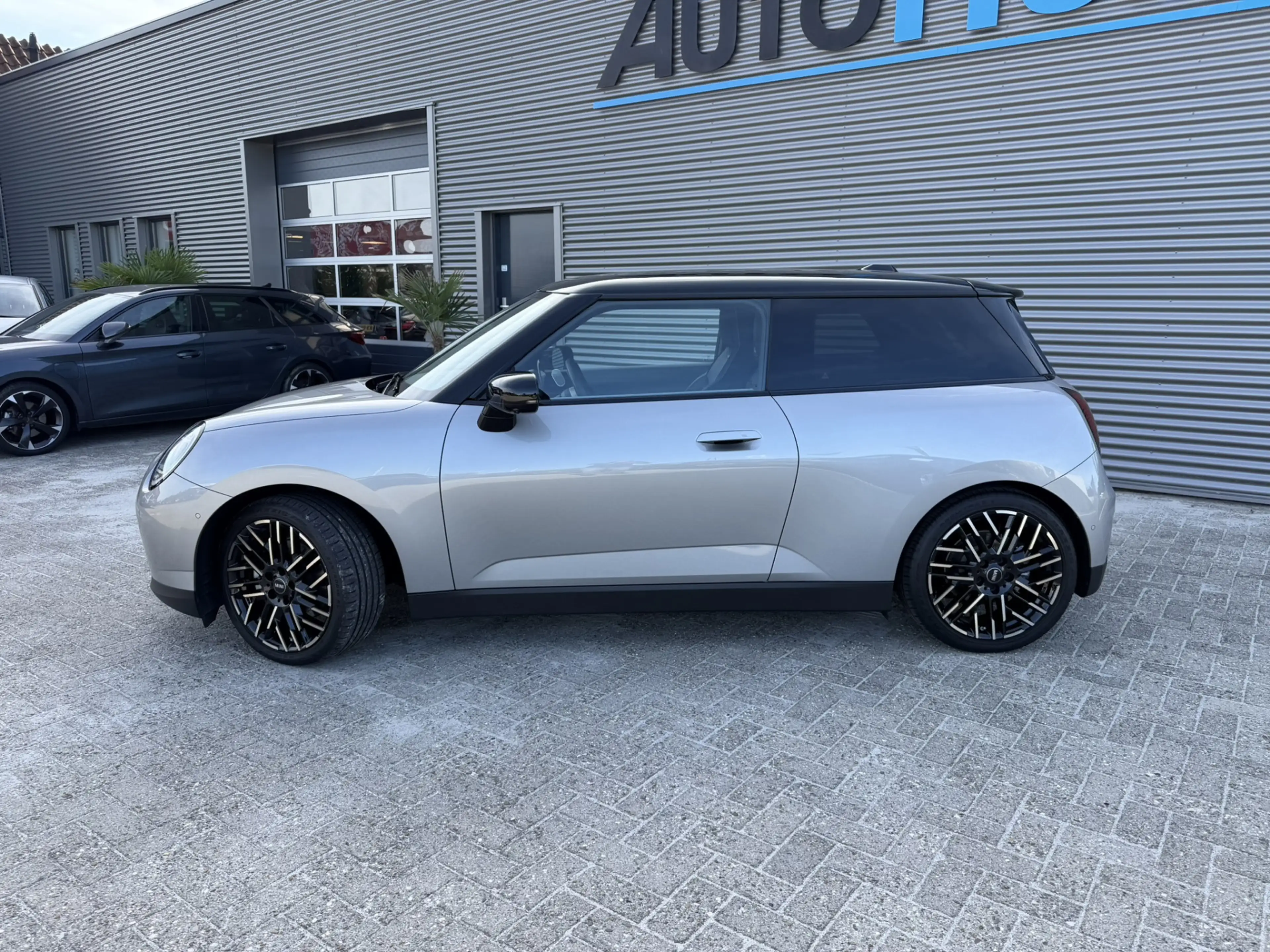 MINI Cooper SE 3-Deurs Favoured XL 54.2 kWh Panoramadak Carplay H — photo 8