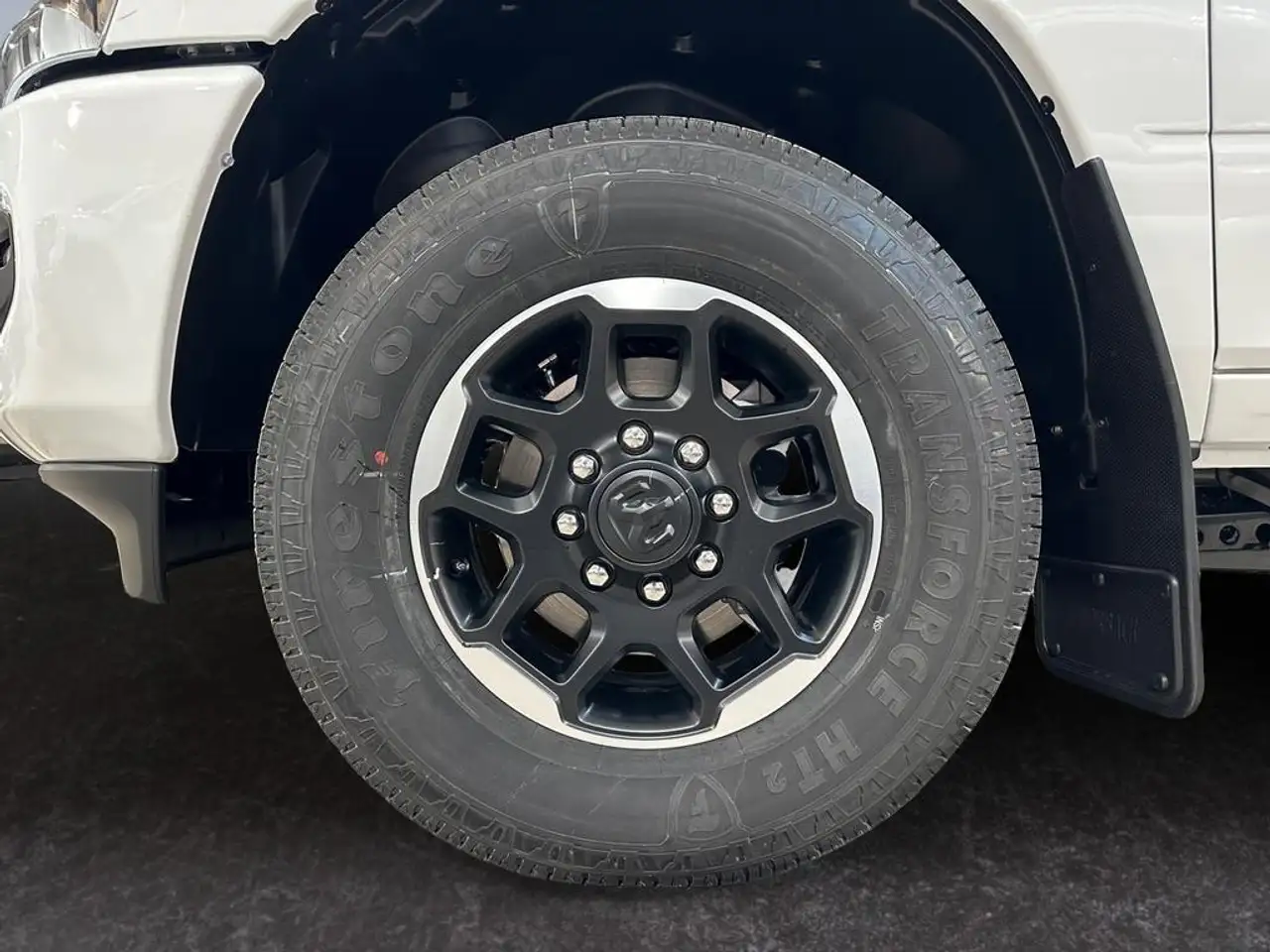 RAM 2500 снимка RAM 2500