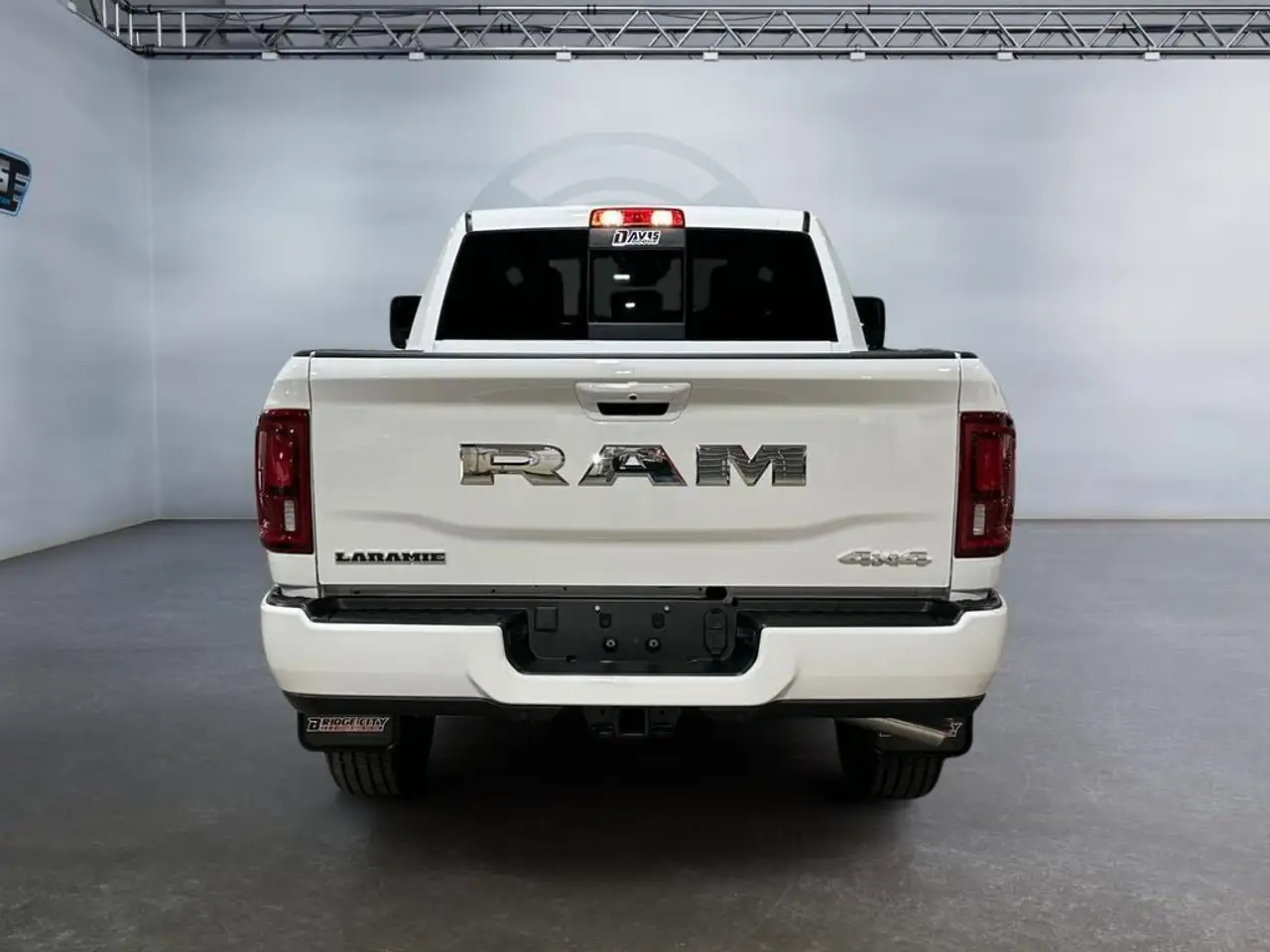 RAM 2500 снимка RAM 2500