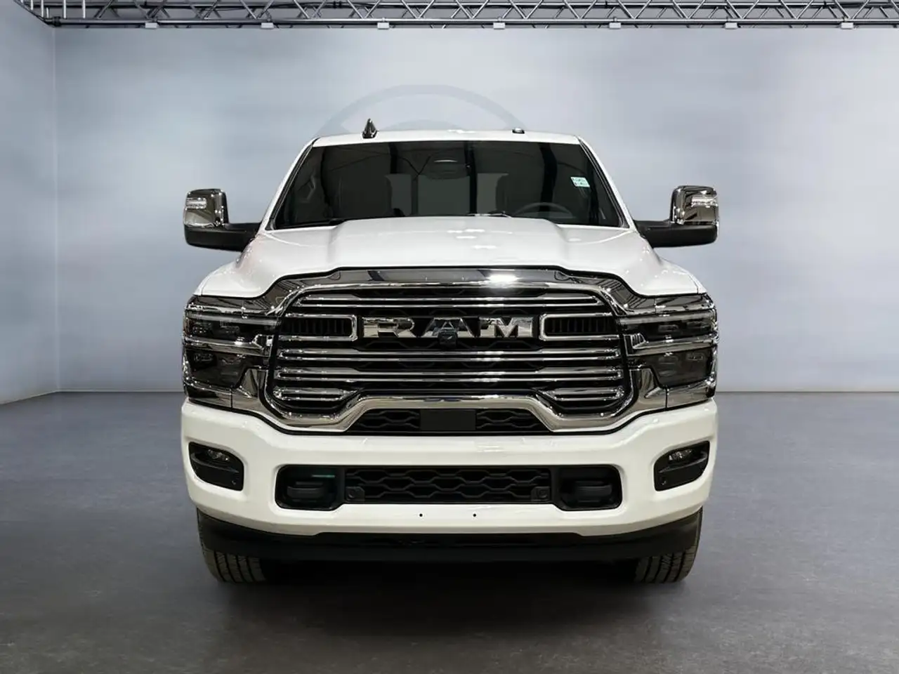 RAM 2500 снимка RAM 2500