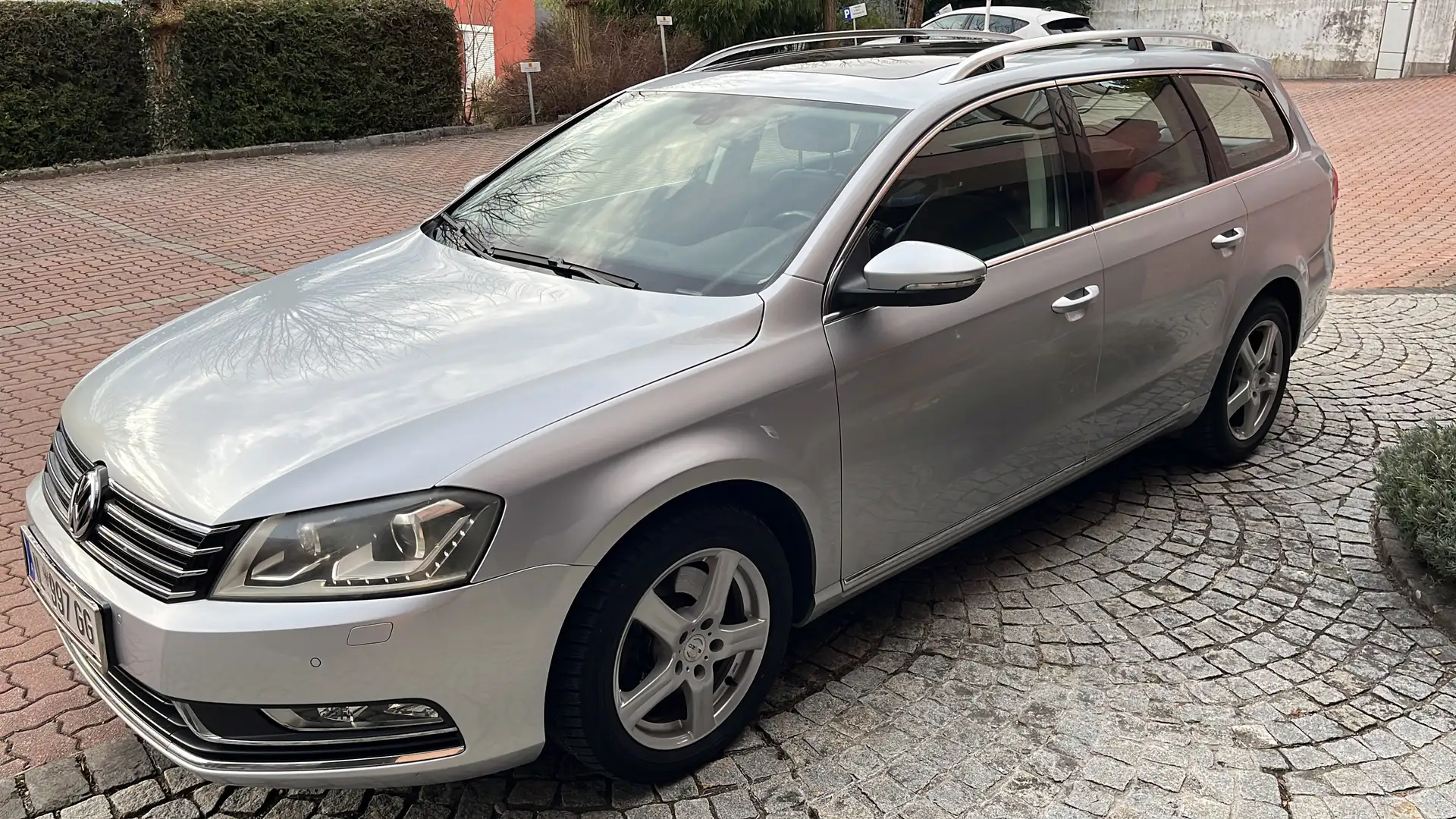 Volkswagen Passat Volkswagen 2.0 TDI BMT Highline DSG Silver - 1