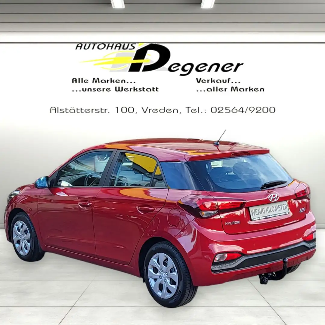Hyundai i20 / AHK abn. 75 KG Stützl. / wenig KM Rot - 2