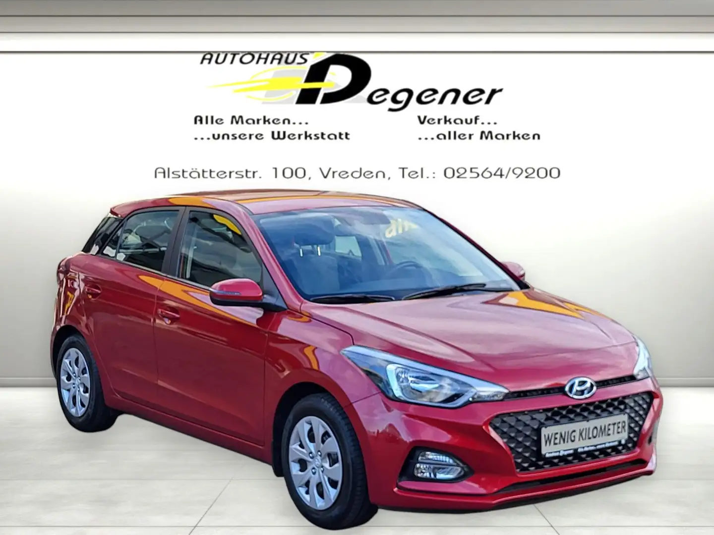 Hyundai i20 / AHK abn. 75 KG Stützl. / wenig KM Rot - 1