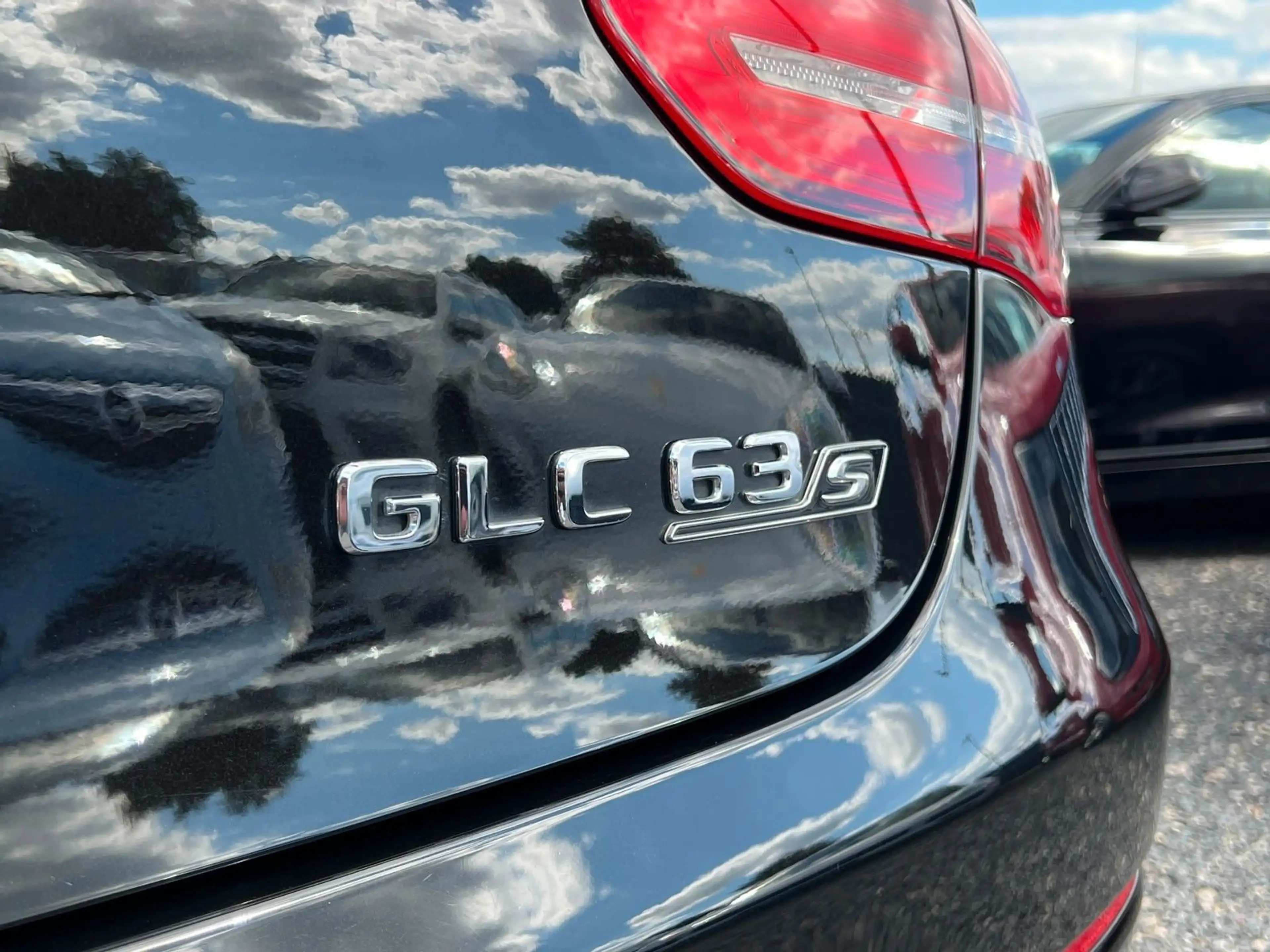 Mercedes-Benz GLC 63 AMG S COUPE-BURMESTER-PANORAMA-LEDER — photo 9