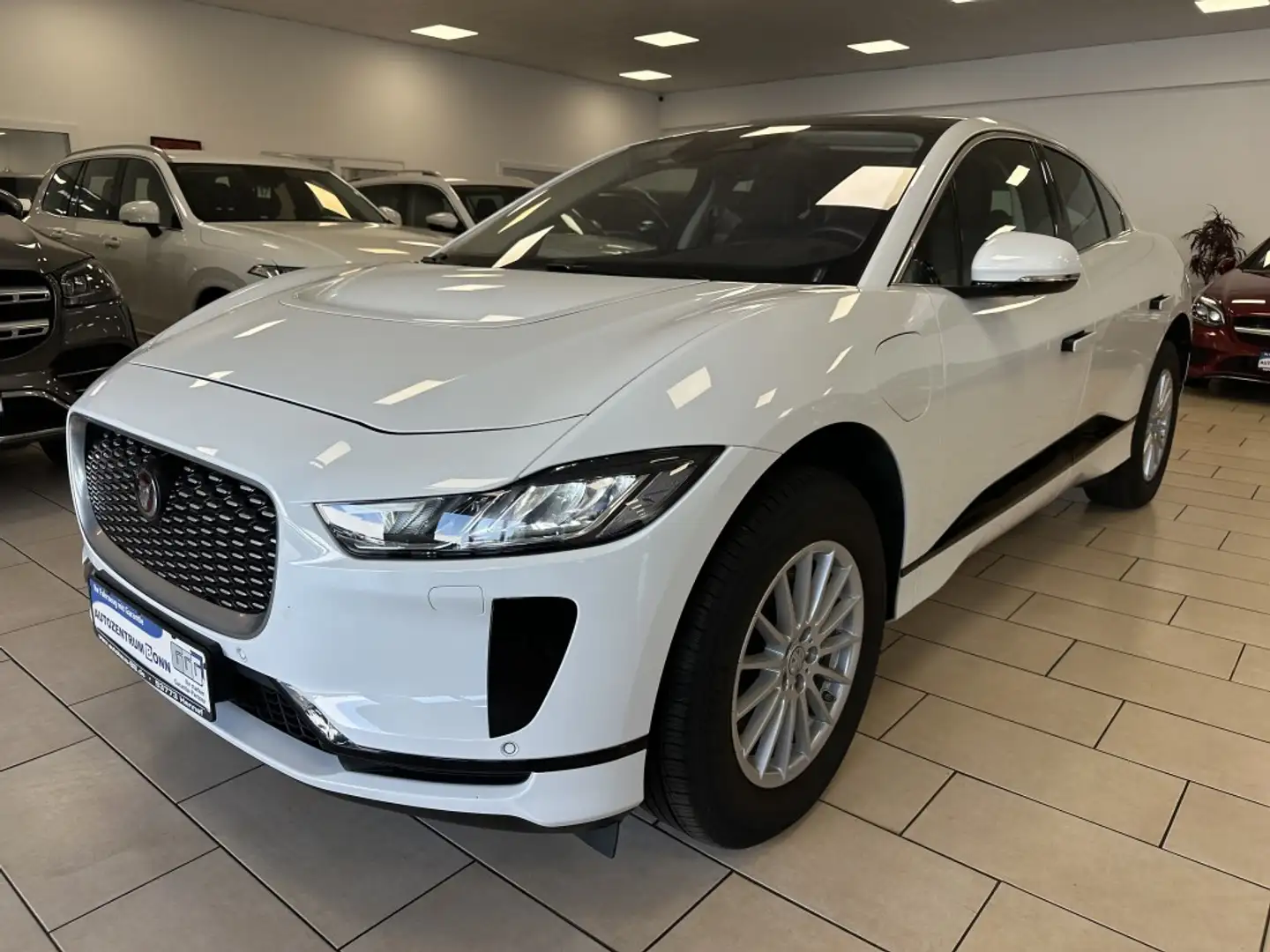Jaguar I-Pace EV400 S*Pano*dig.Cockpit*LED*Navi*Cam* Weiß - 1