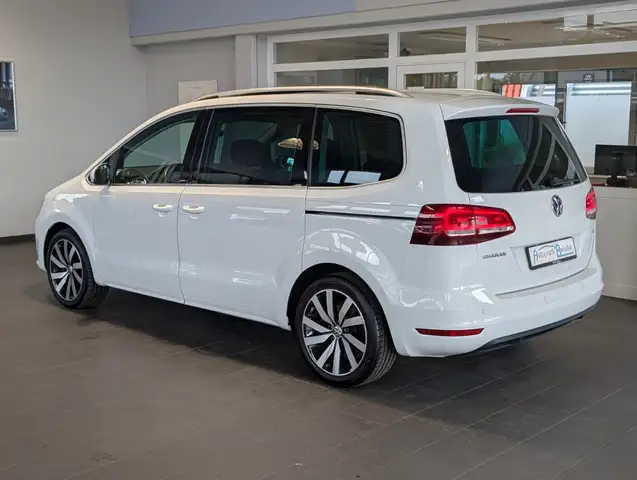 Volkswagen Sharan view 10