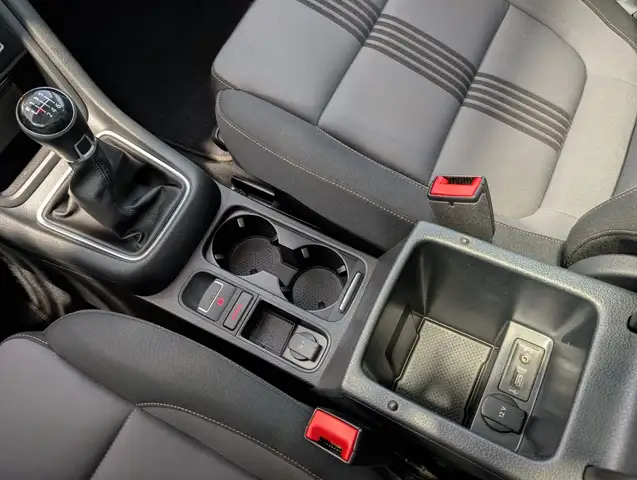 Volkswagen Sharan view 16