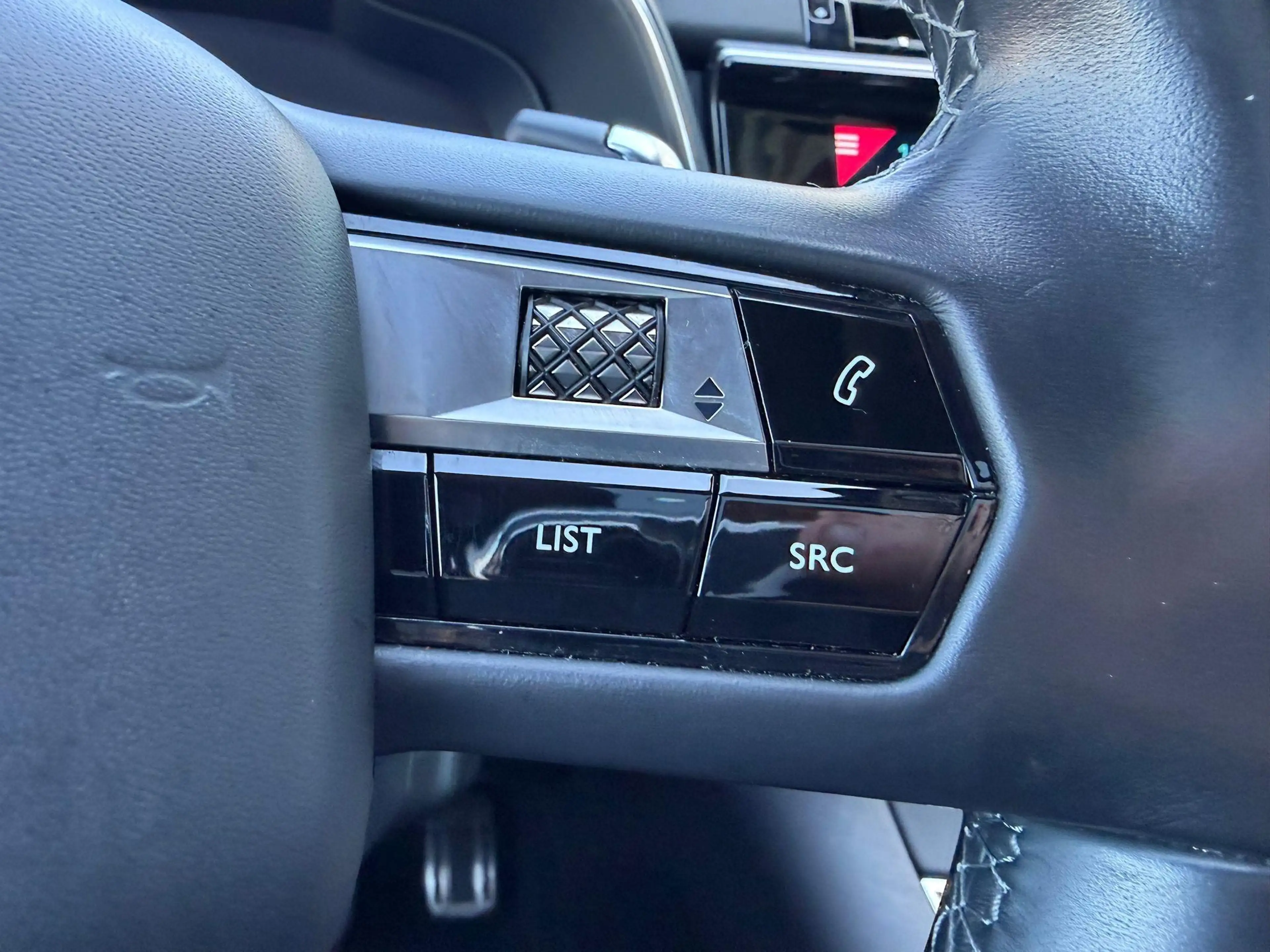 DS Automobiles DS 7 Crossback E-Tense Rivoli LEER - PANO - MASSAGESTOEL - 360 CA — photo 22