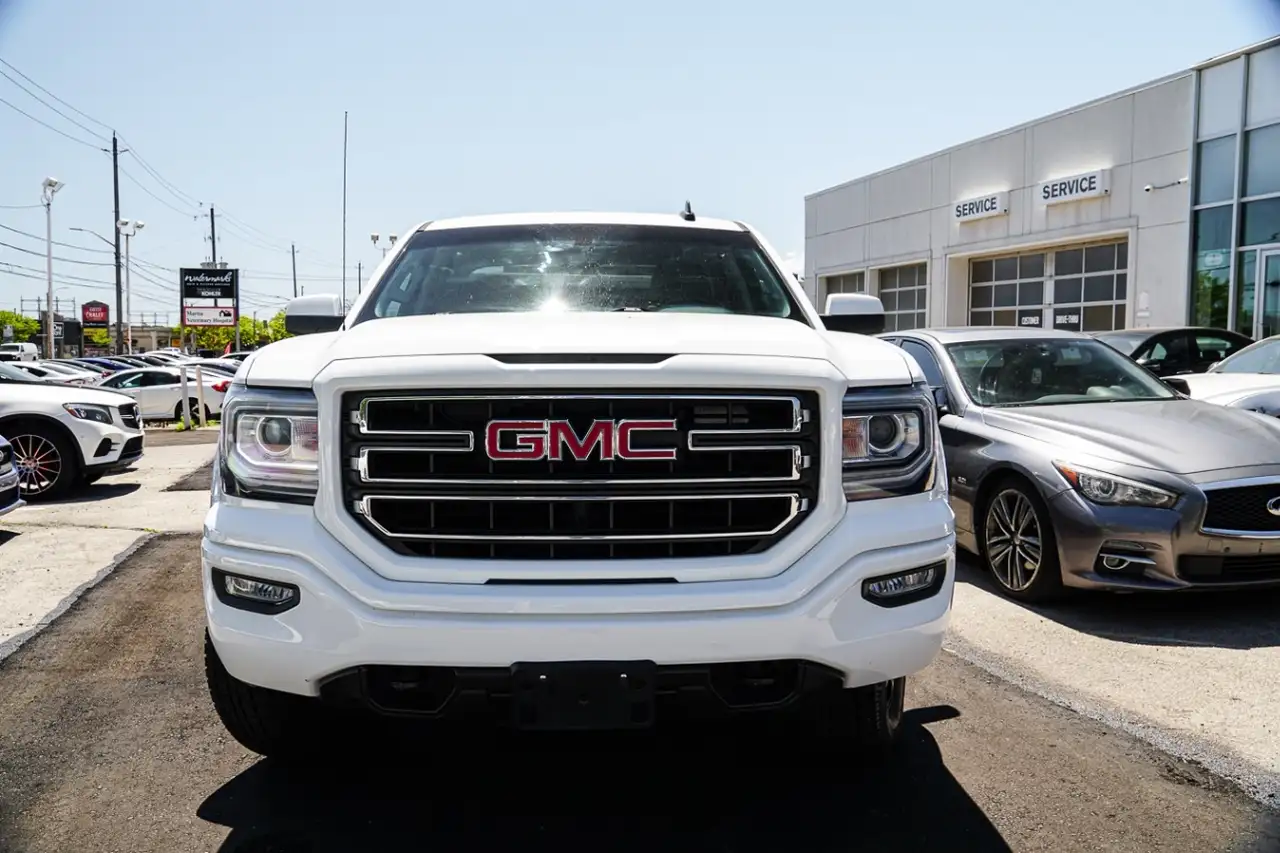 GMC Sierra 1500 снимка GMC Sierra 1500