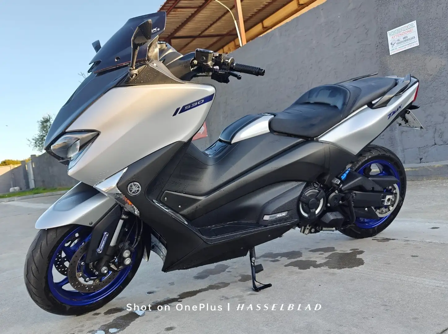 Yamaha TMAX DX Argent - 2