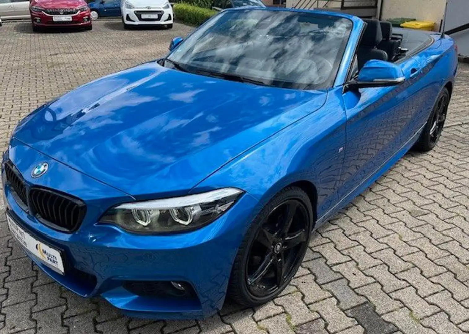 BMW 218 Baureihe 2 Cabrio 218 d M Sport Blauw - 1