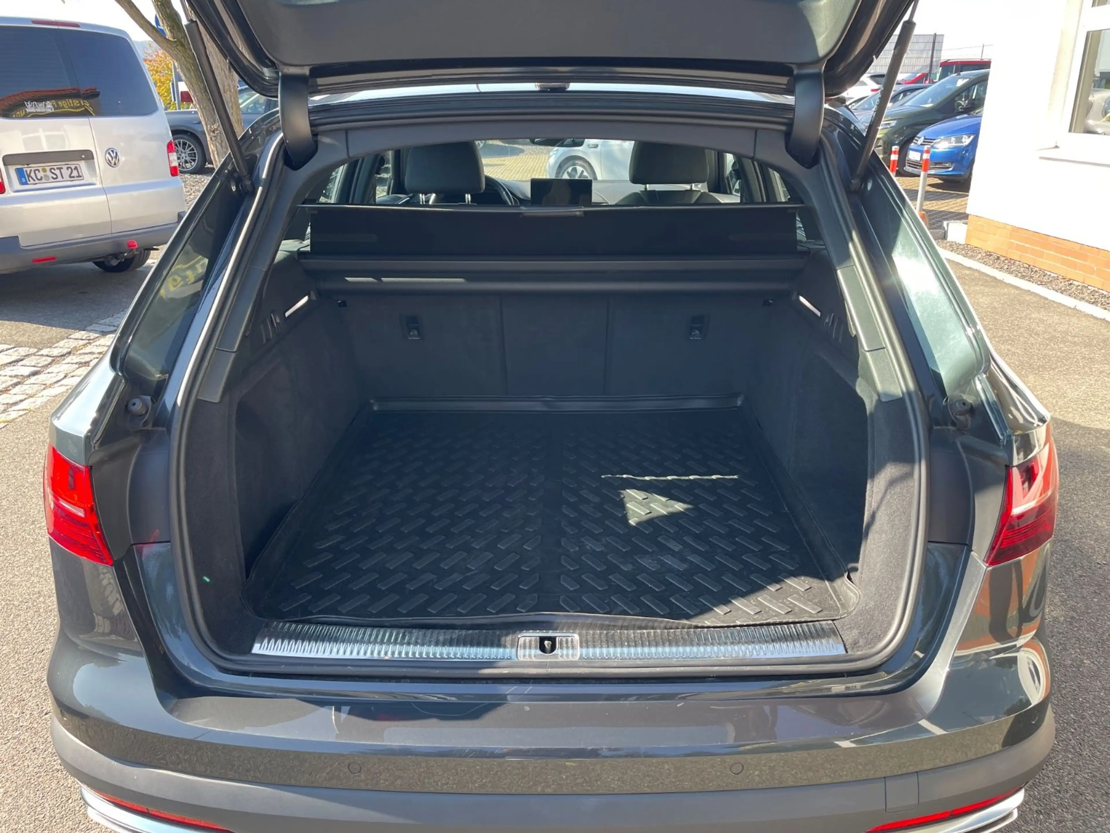 Audi A4 allroad A4 quattro 40 TDI/ACC/Tour/Business/269€mtl. — photo 14
