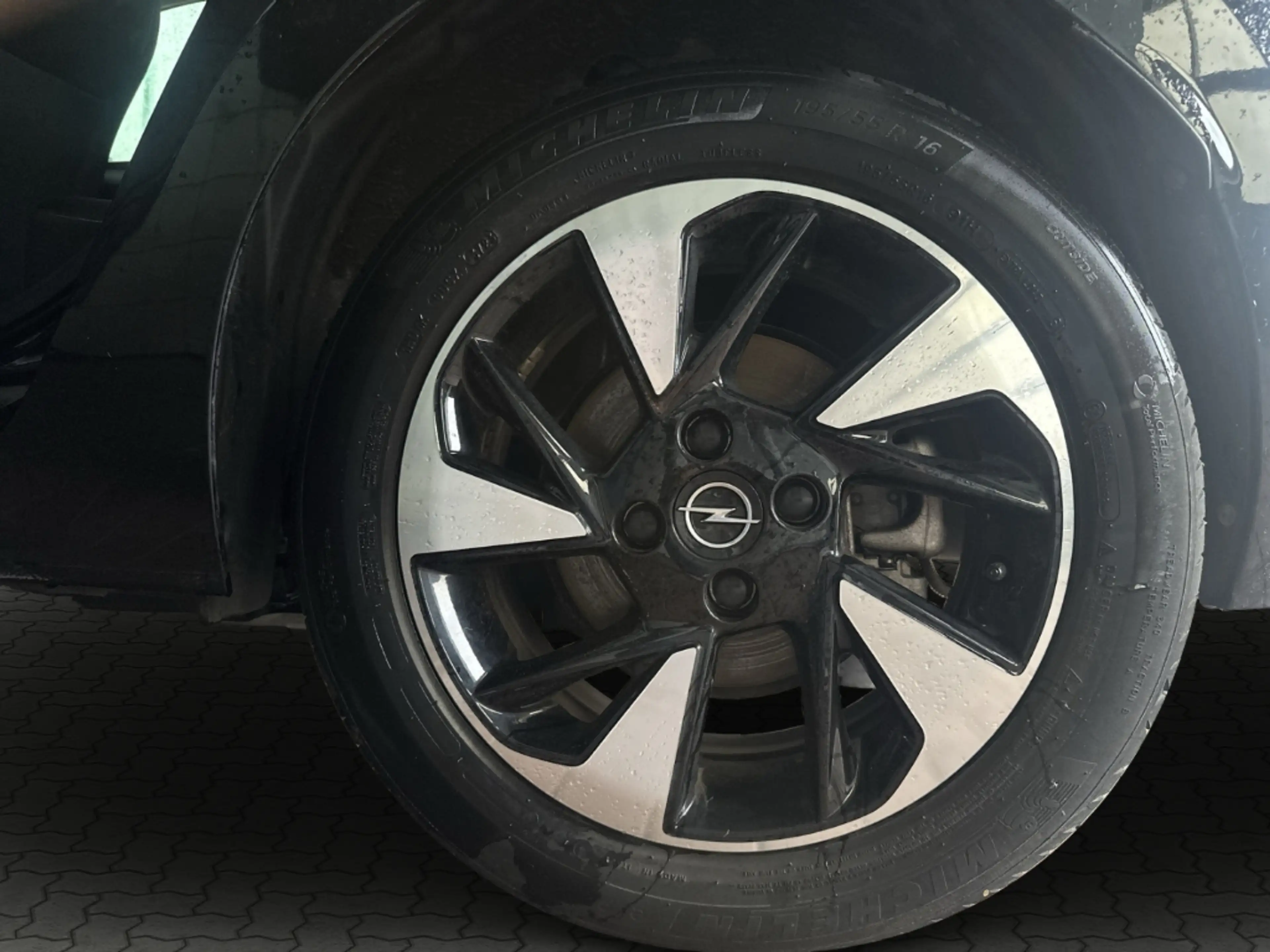 Opel Corsa-e F Edition FACELIFT LED Lenkradhzg. ALU — photo 15