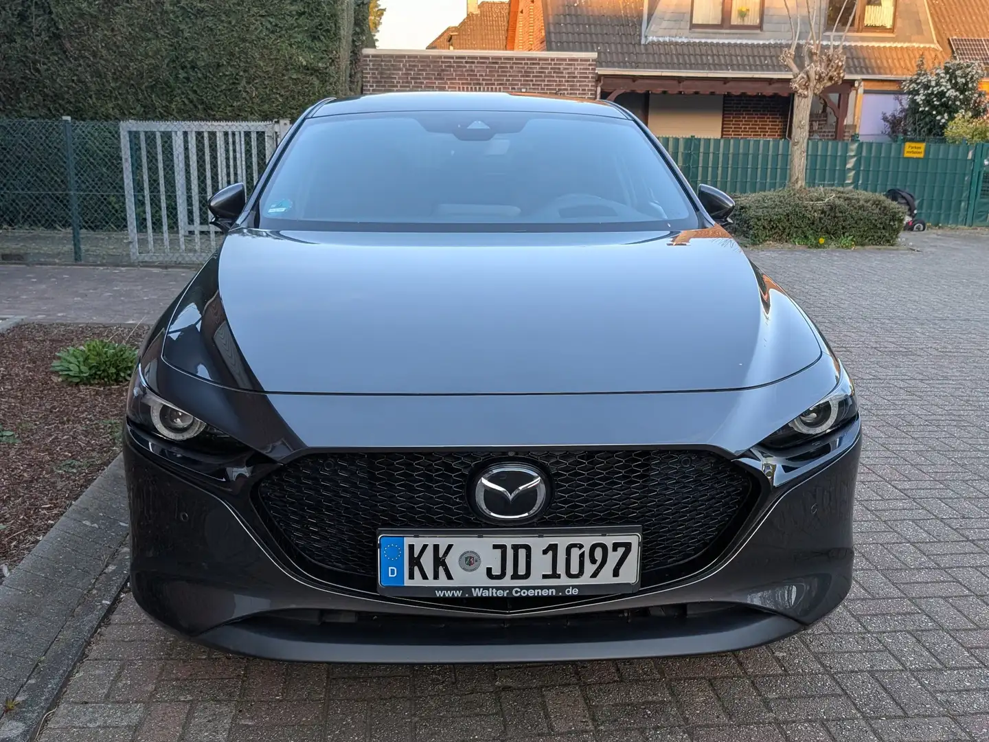 Mazda 3 SKYACTIV-X 2.0 M-Hybrid SELECTION, BOSE Grau - 2