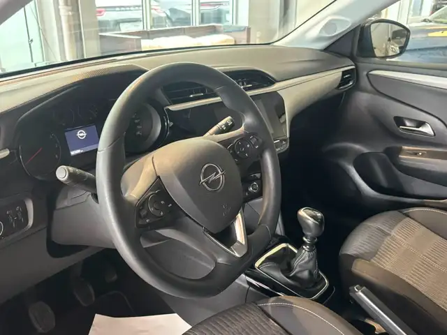 Opel Corsa view 13