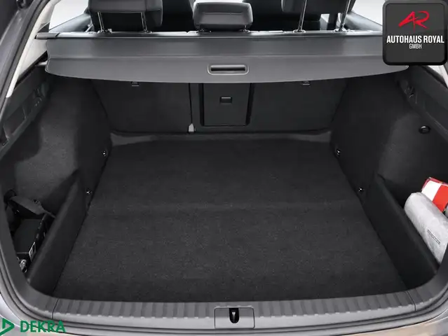 Skoda Octavia view 6