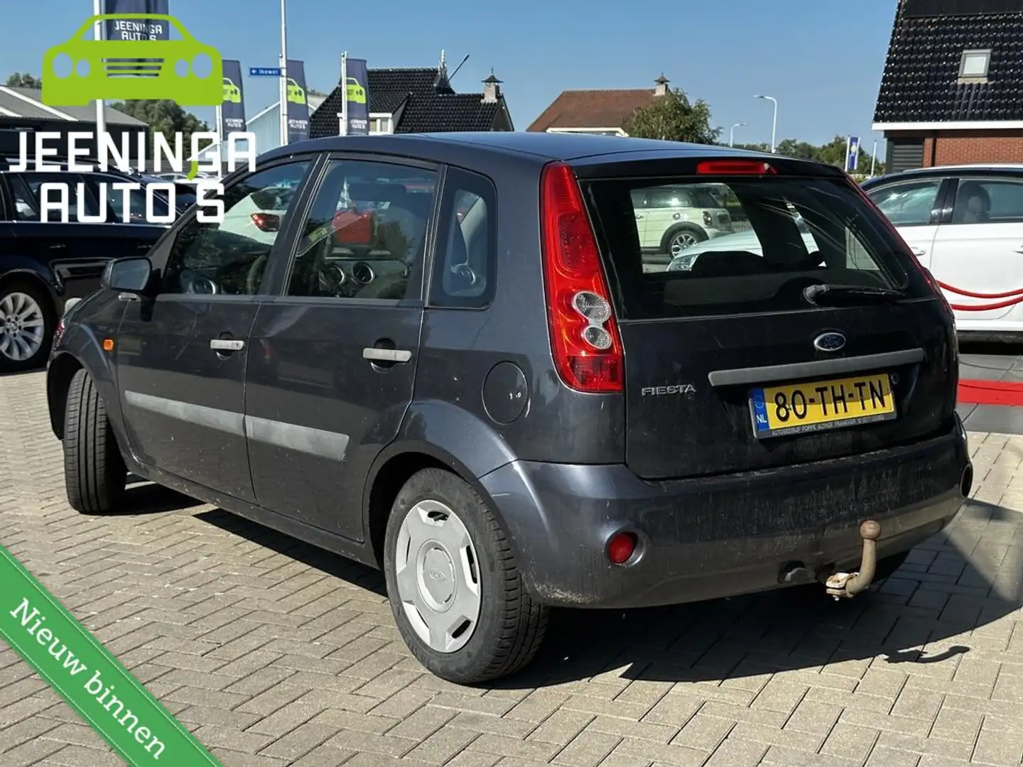 Ford Fiesta 1.4-16V Futura Grijs - 2