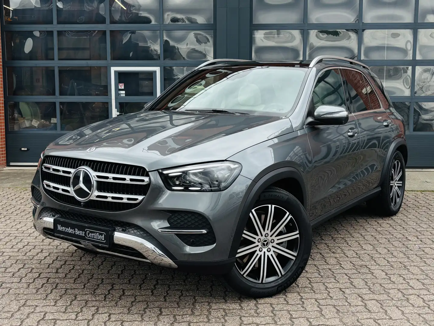 Mercedes-Benz GLE 400 e 4-Matic Luxury Line Gri - 2