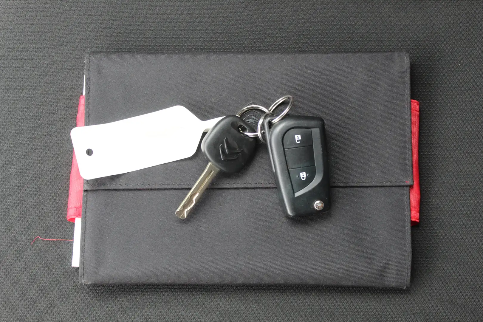 Citroen C1 1.0 VTi Feel Airco/Toerenteller/Bluetooth/Multifun Blauw - 2