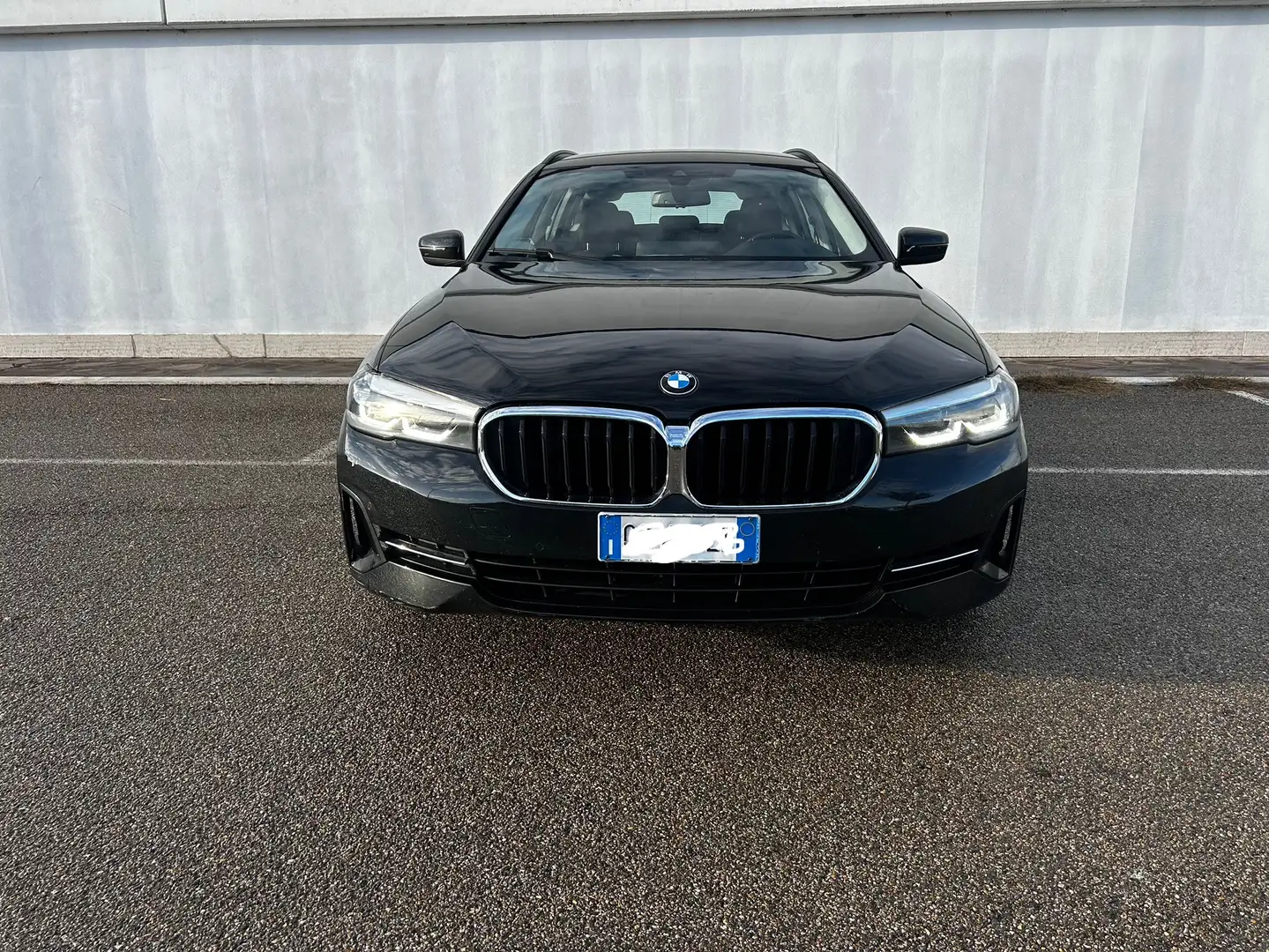 BMW 520 520d Touring mhev 48v xdrive Sport auto - 2