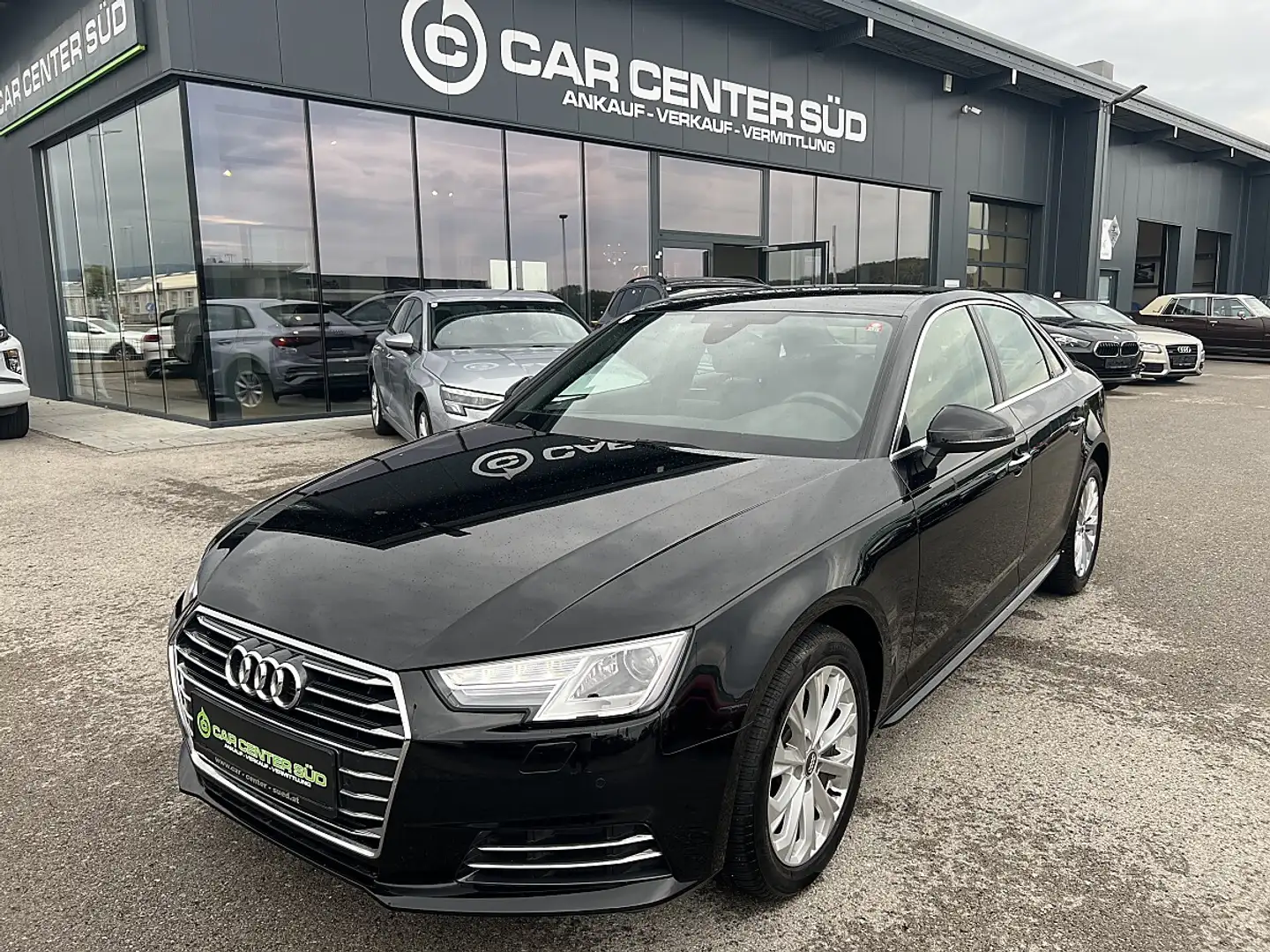 Audi A4 2,0 TFSI ultra Design S-tronic Schwarz - 1