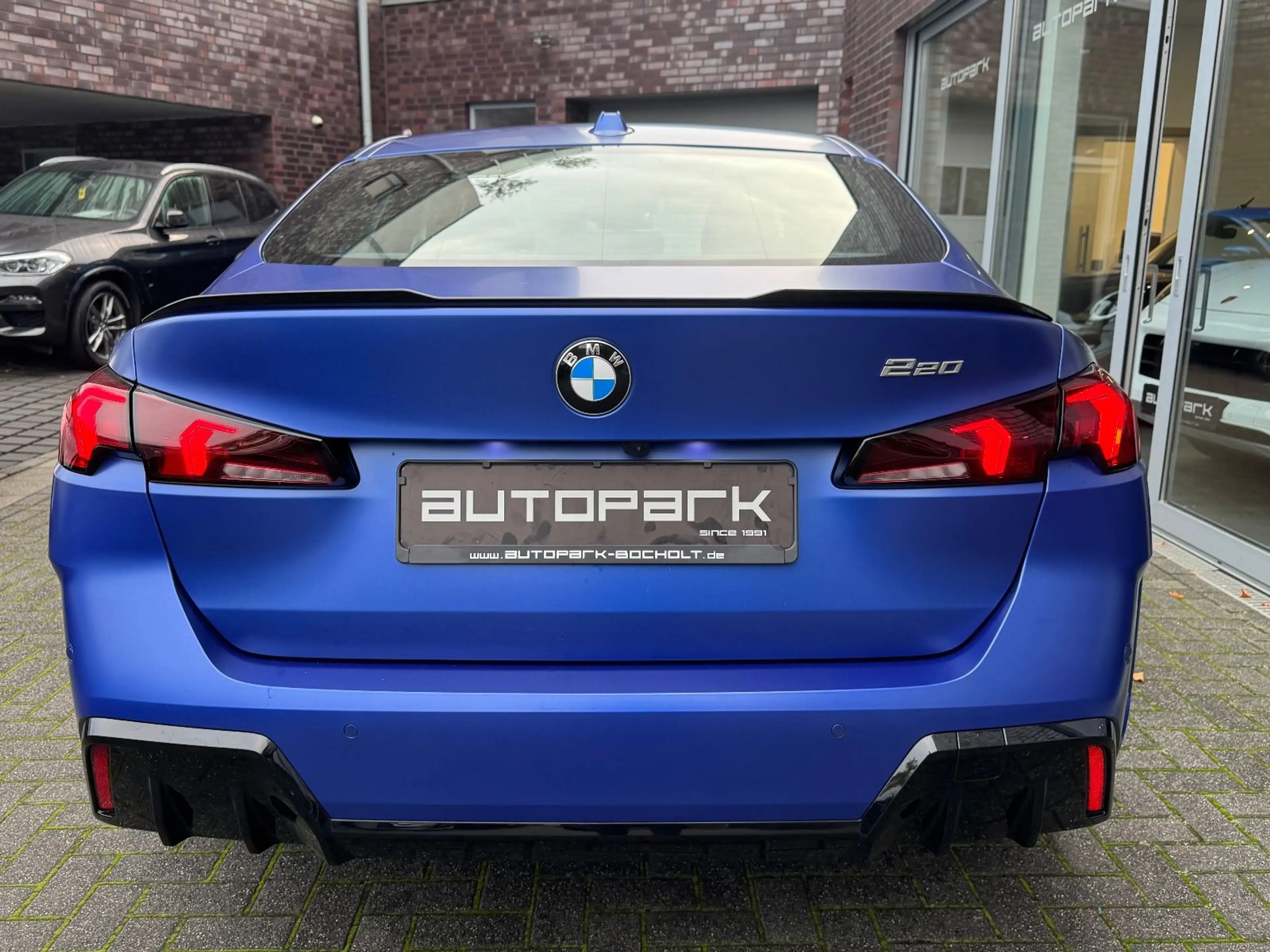 BMW 220 220i GranCoupe M SPORT PRO HUD 360 DA+Iconic 19" — photo 7