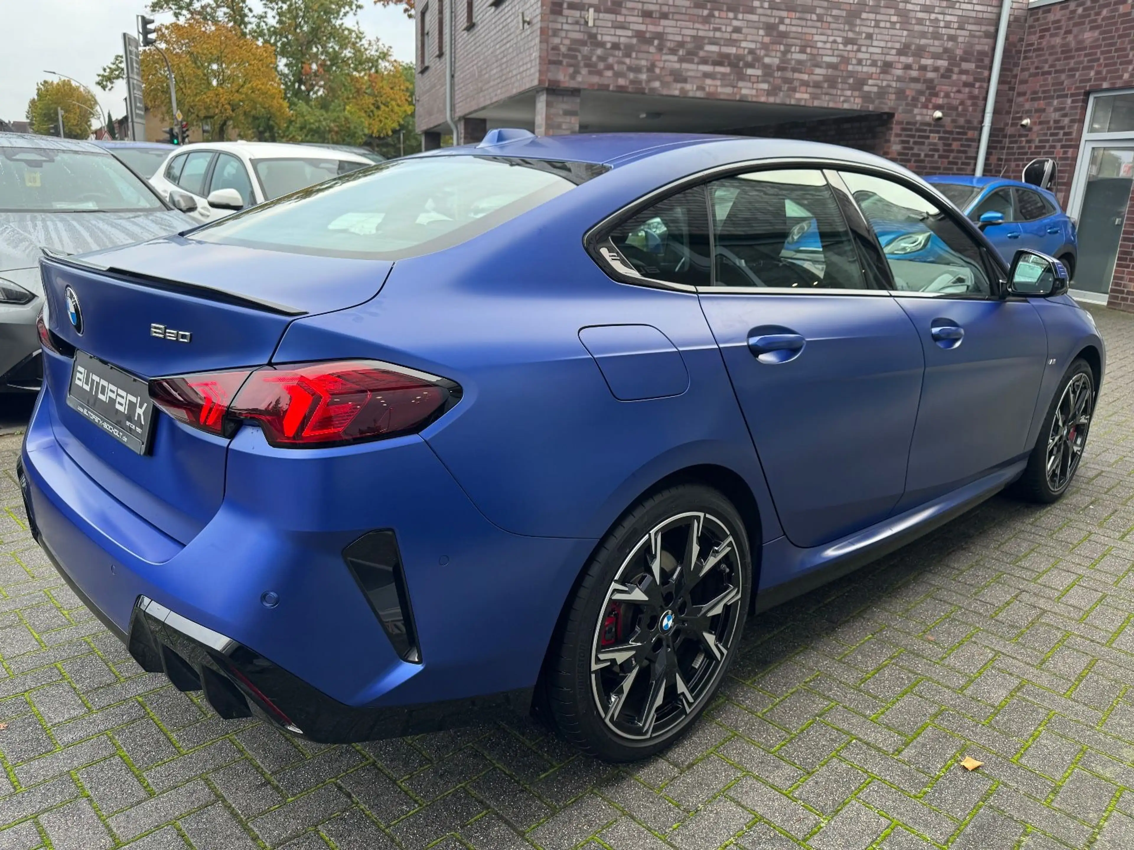 BMW 220 220i GranCoupe M SPORT PRO HUD 360 DA+Iconic 19" — photo 5