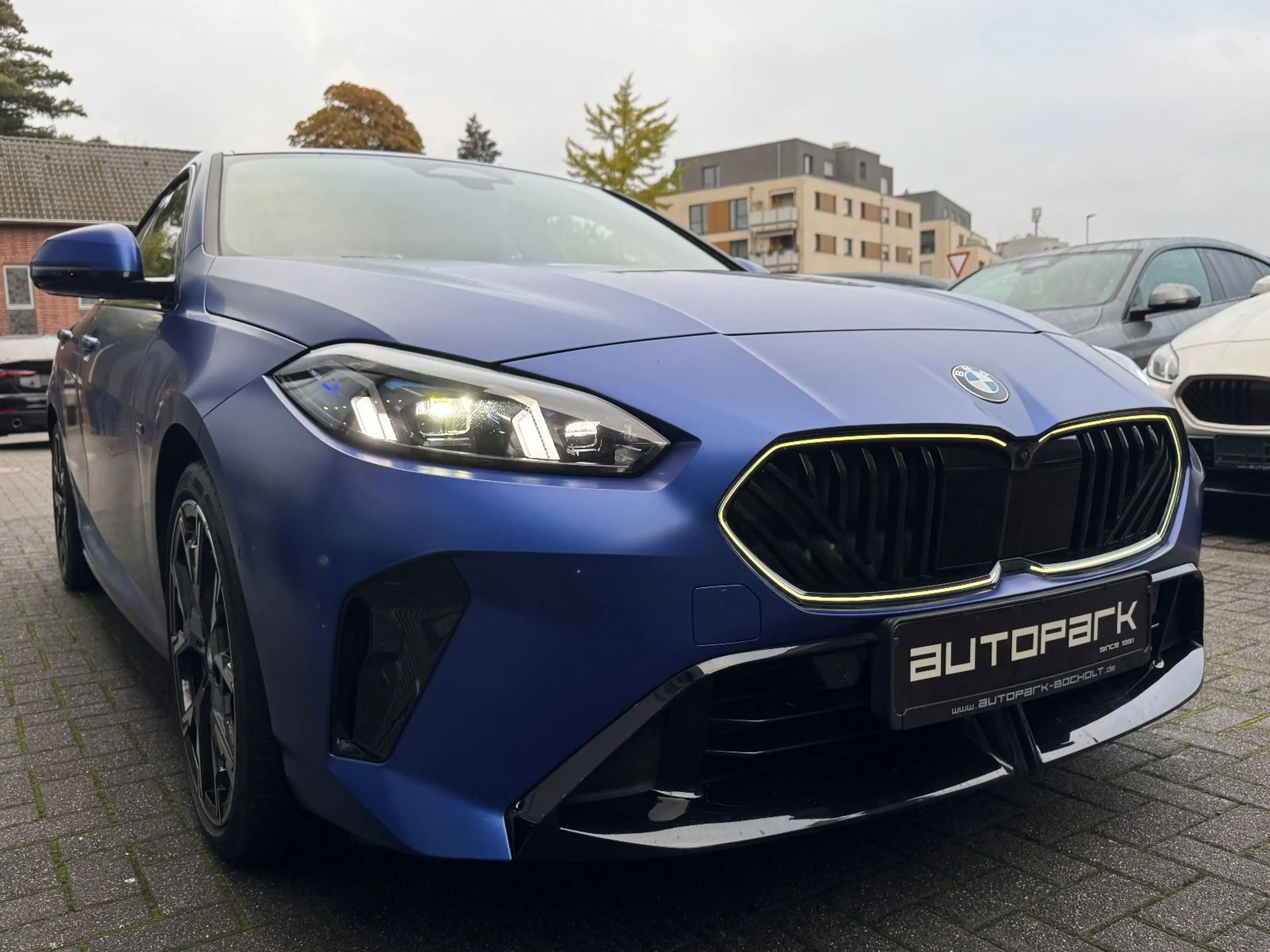 BMW 220 220i GranCoupe M SPORT PRO HUD 360 DA+Iconic 19" — photo 3