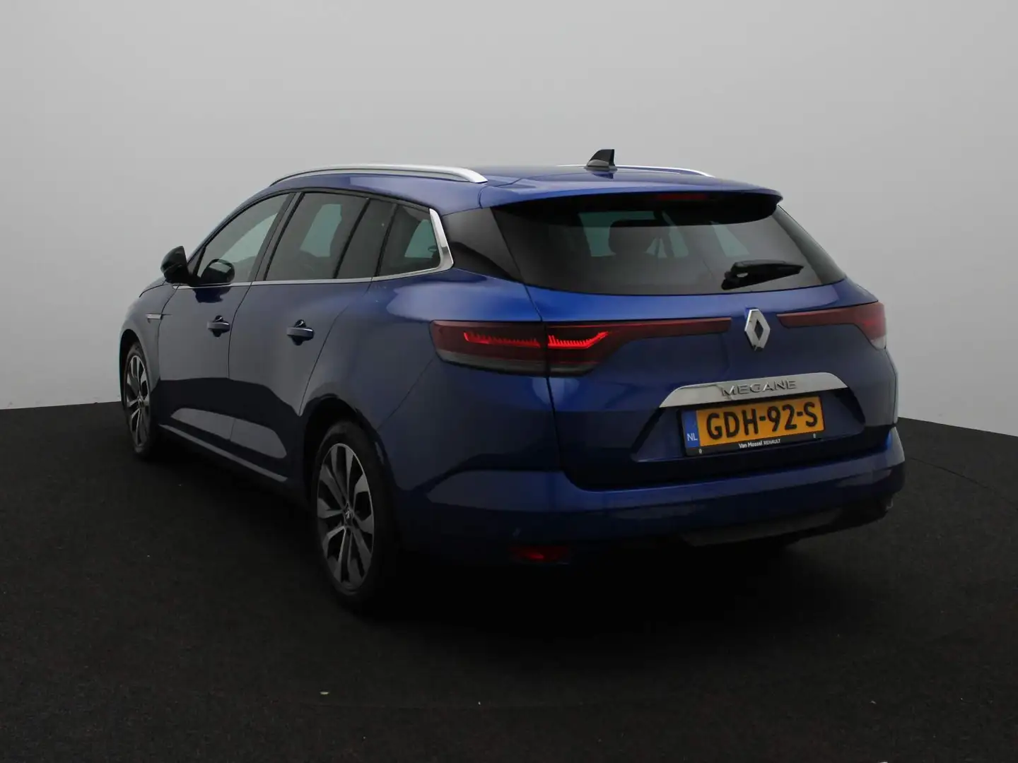Renault Megane Estate TCe 140 EDC Automaat Techno | Pack Parking Blauw - 2