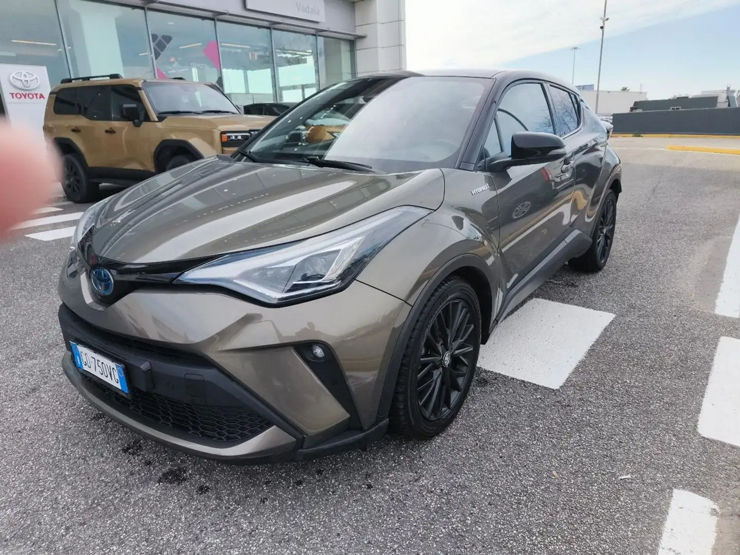 Toyota C-HR 1.8 Hybrid E-CVT Lounge Grigio - 1