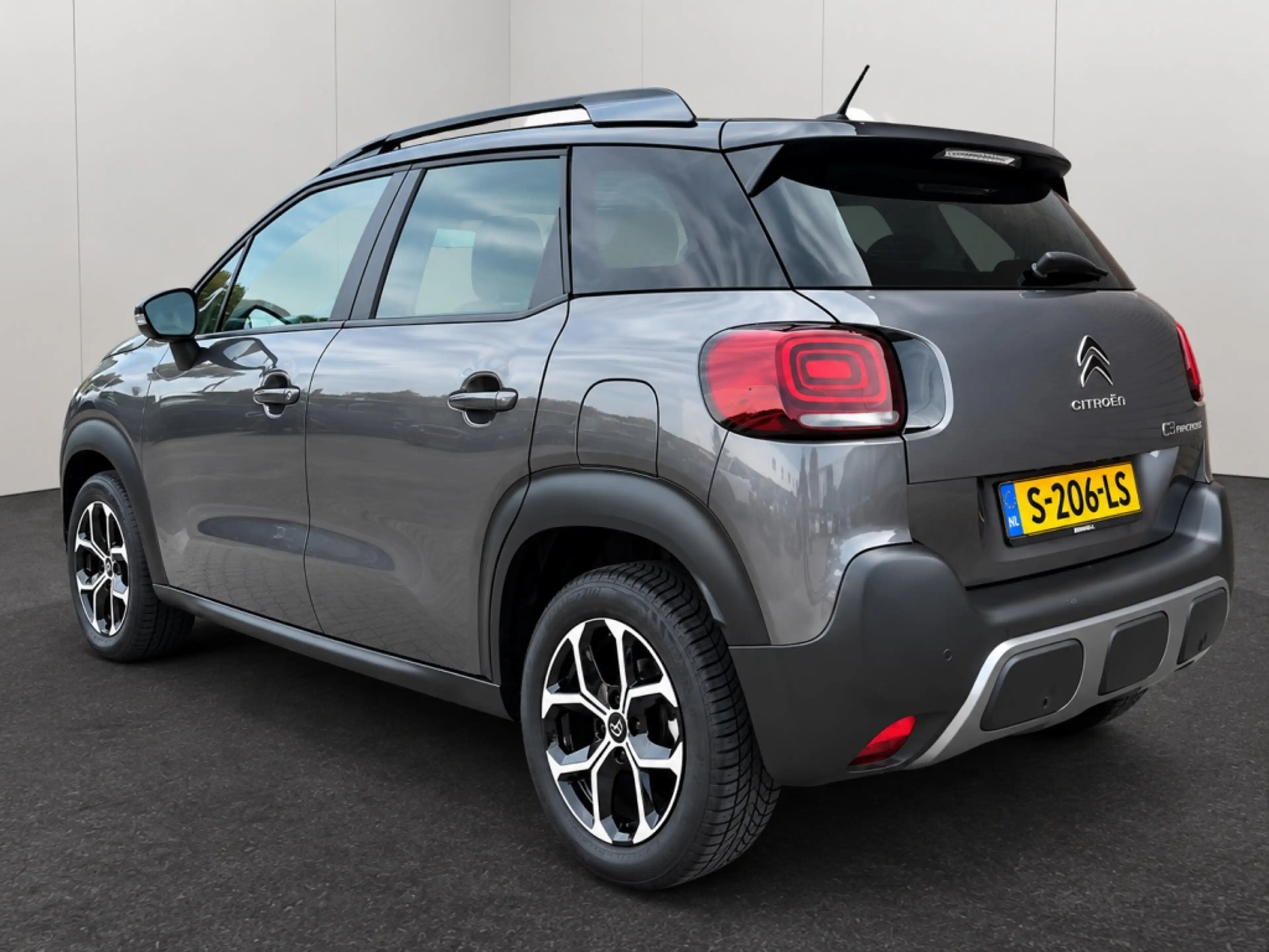 Citroen C3 Aircross 1.2 PT S&S C-Series Clima Navigatie Carplay Hoge Z — photo 2
