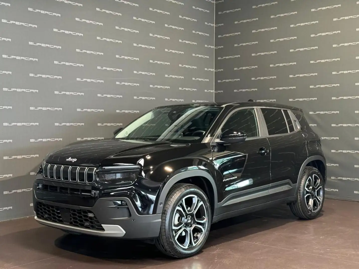 Jeep Avenger 1.2 Turbo SUMMIT, INFOTAINMENT, PREZZO REALE Nero - 1