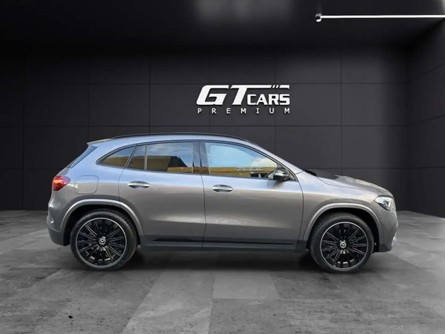 Mercedes-Benz GLA 250 250e Gris - 2