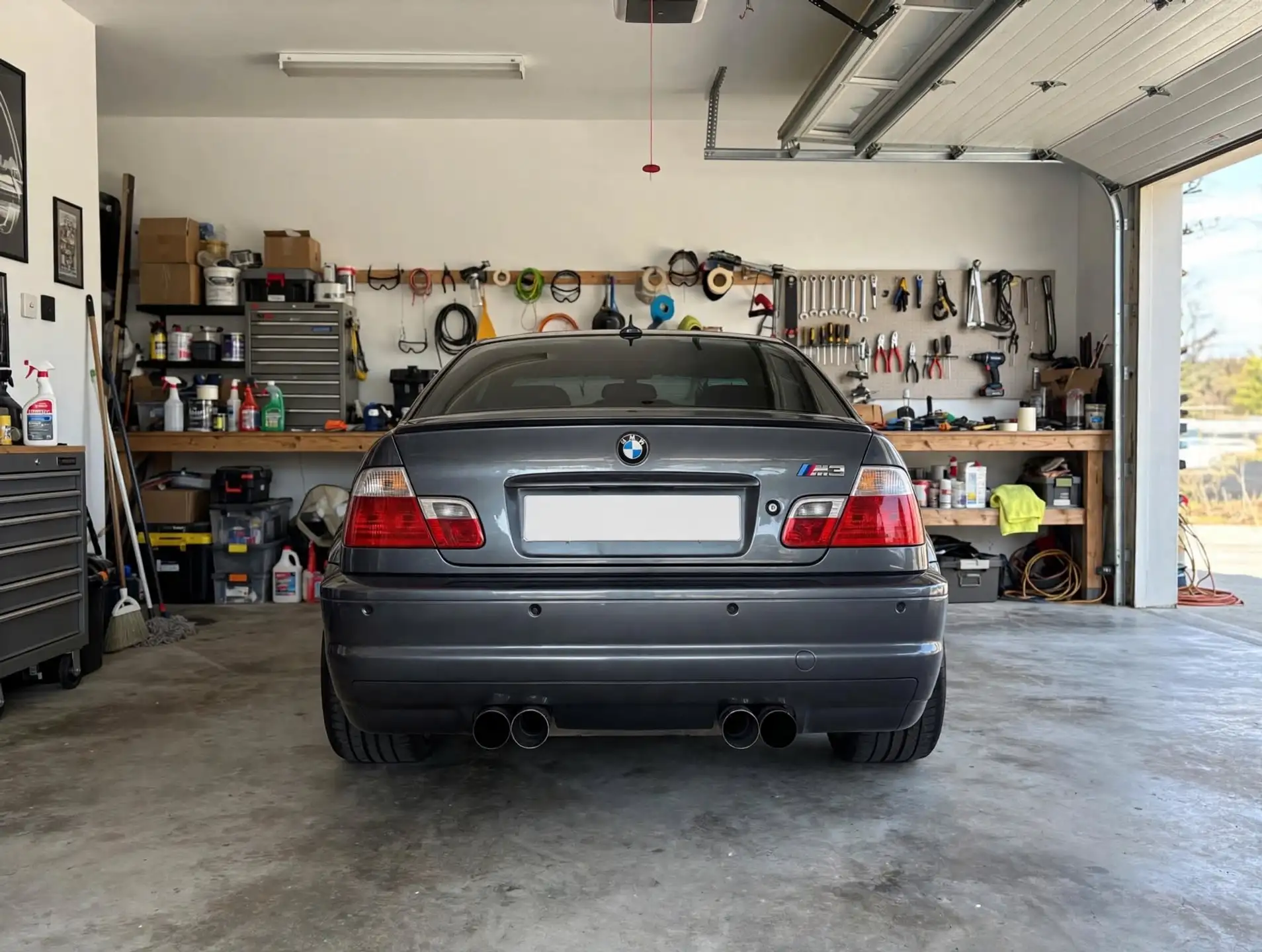 BMW M3 2002 건메탈 사진 4