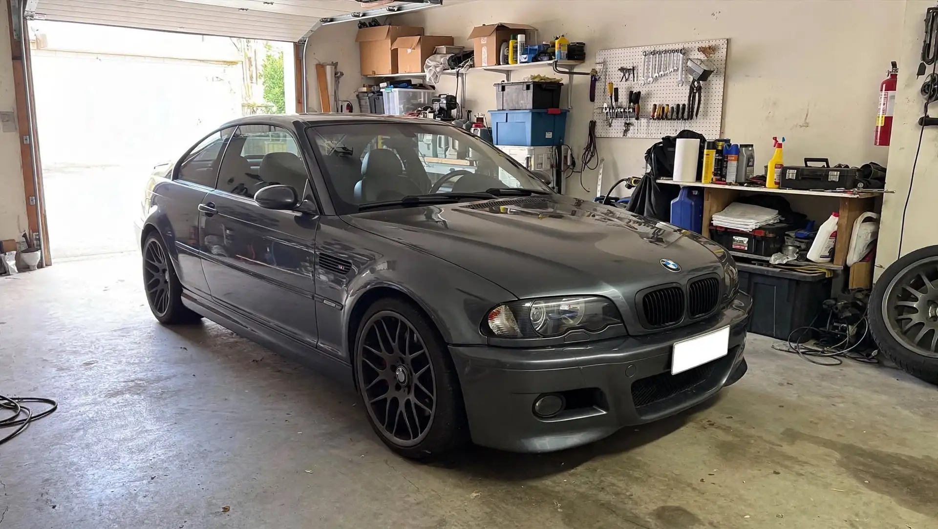 BMW M3 2002 건메탈 사진 5