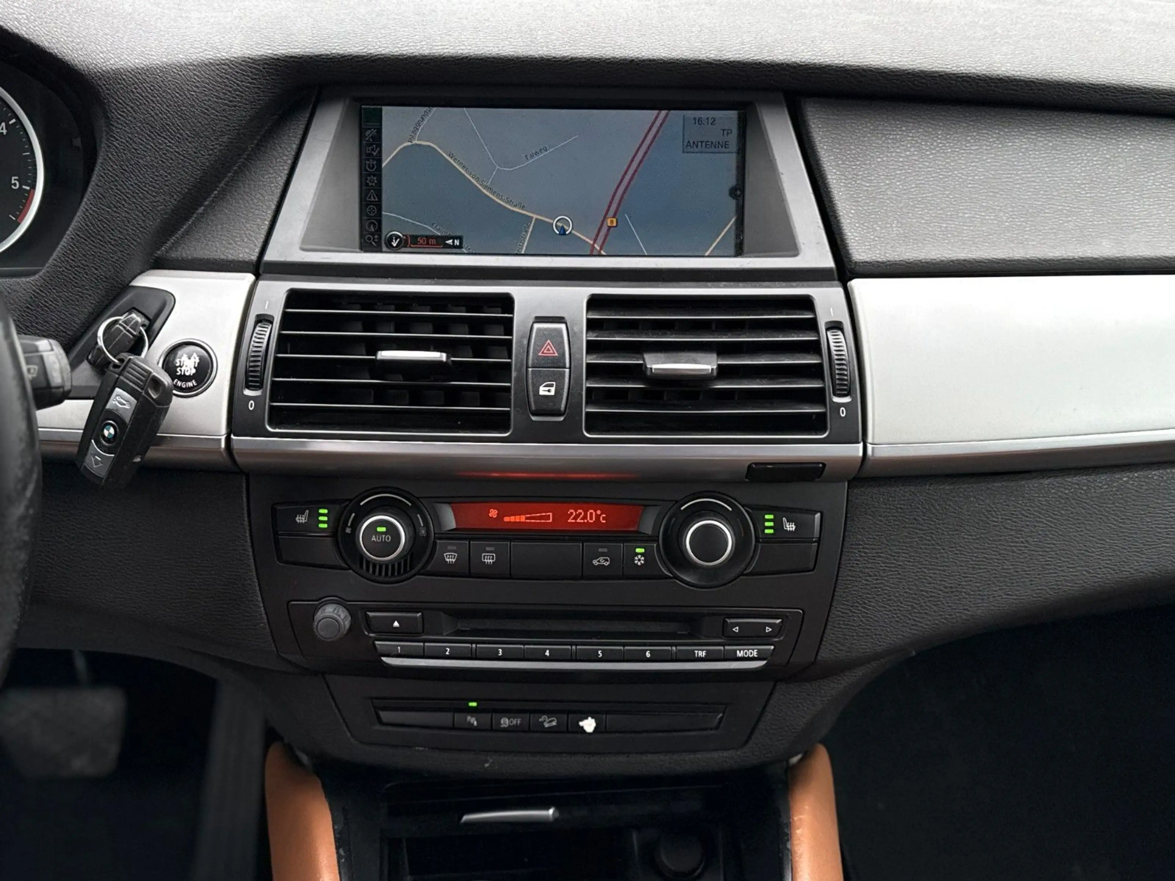 BMW X6 3.0d xDrive Bi-Xenon Leder Navi SHZ PDC — photo 13