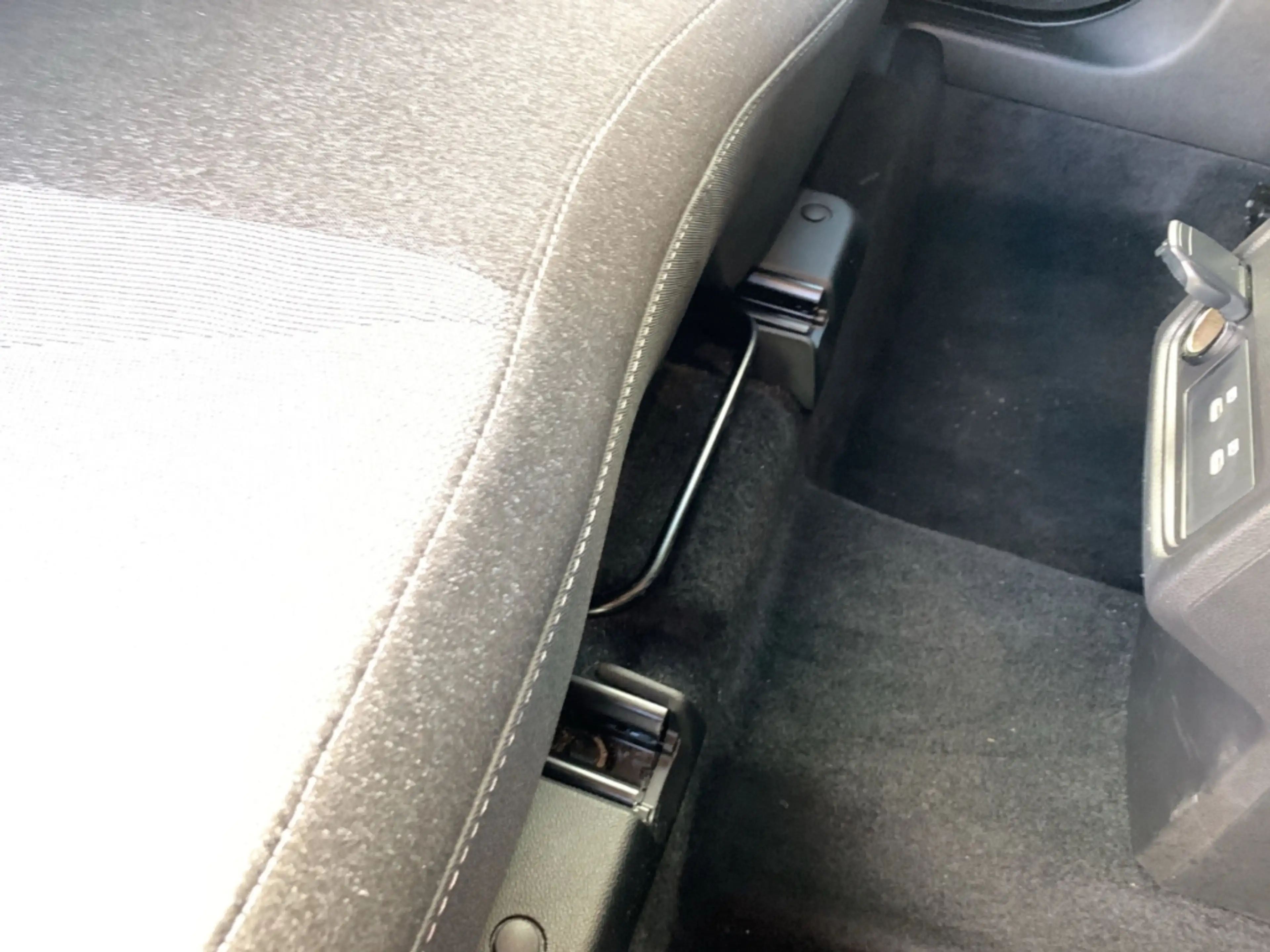 Renault Captur TECHNO MILD HYBRID 140 Techno GJR+NAVI+KLIMA+DAB — photo 29