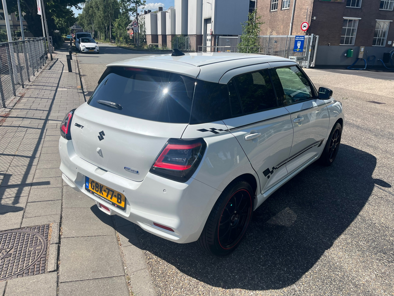 Suzuki Swift 1.2 Style Smart Hybrid AUTOMAAT // Trekhaak // Ful — photo 12