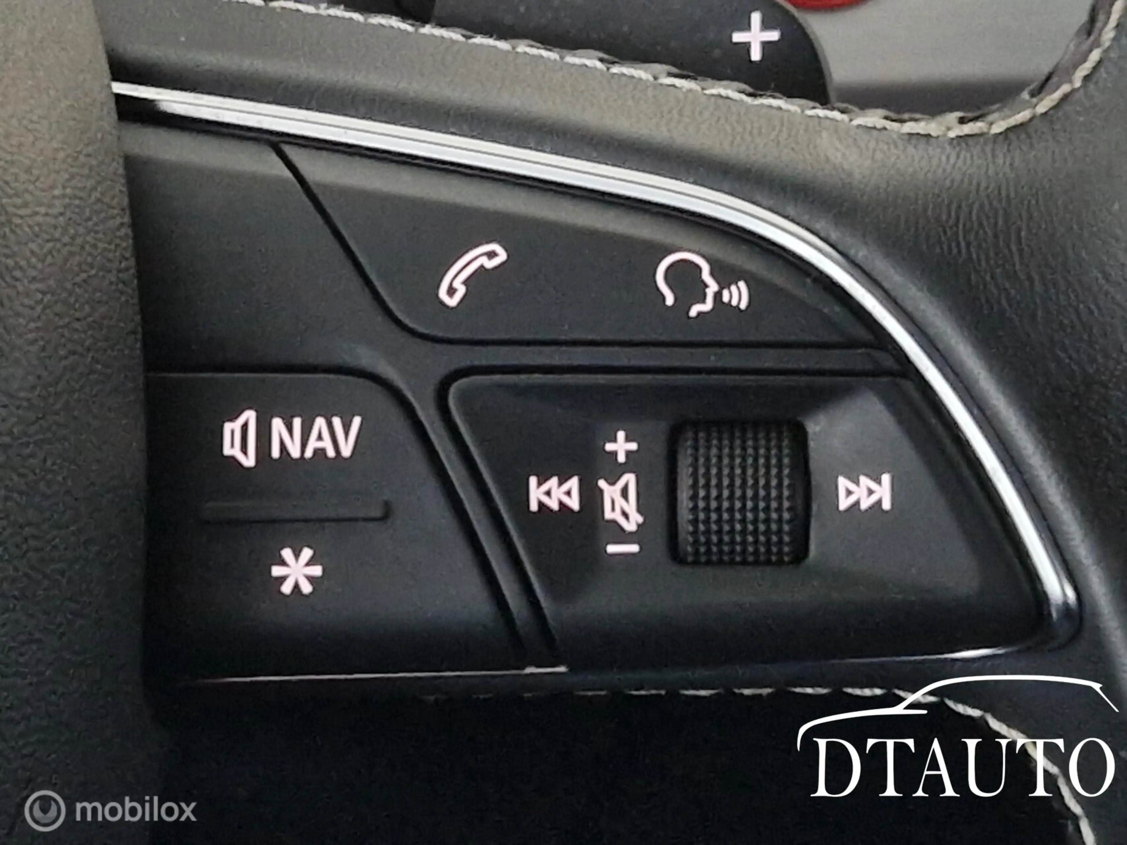 Audi SQ7 Audi 4.0 Audi SQ7 4.0 TDI Quattro Pro Line + Led V — photo 24