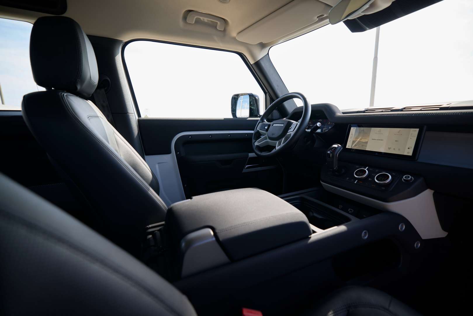 Land Rover Defender SE D200 - 2023 - Joinsteer - #9