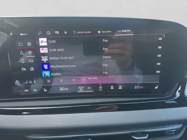Audi A6 view 12