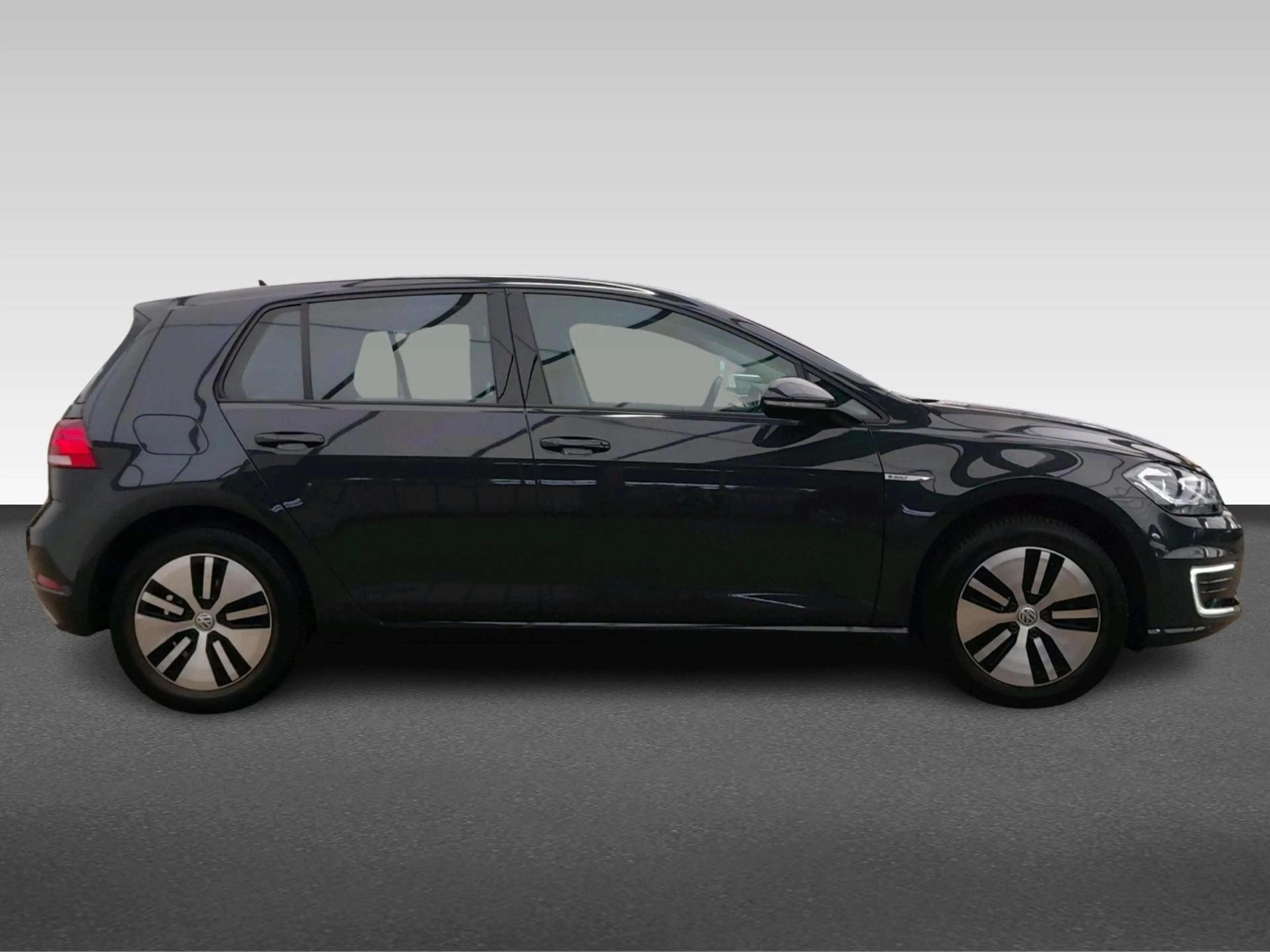 Volkswagen e-Golf E-DITION — photo 5