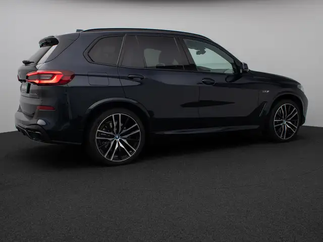 BMW X5 view 6