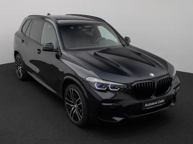 BMW X5 view 3
