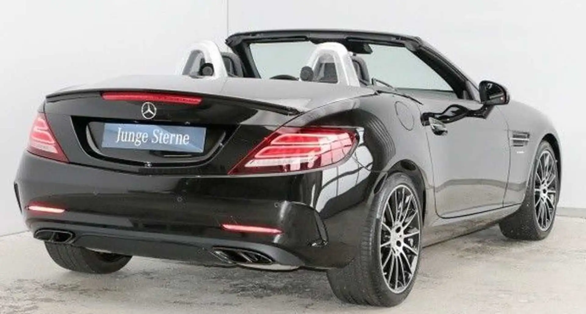 Mercedes-Benz SLC 200 43 AMG Aut. Negru - 2