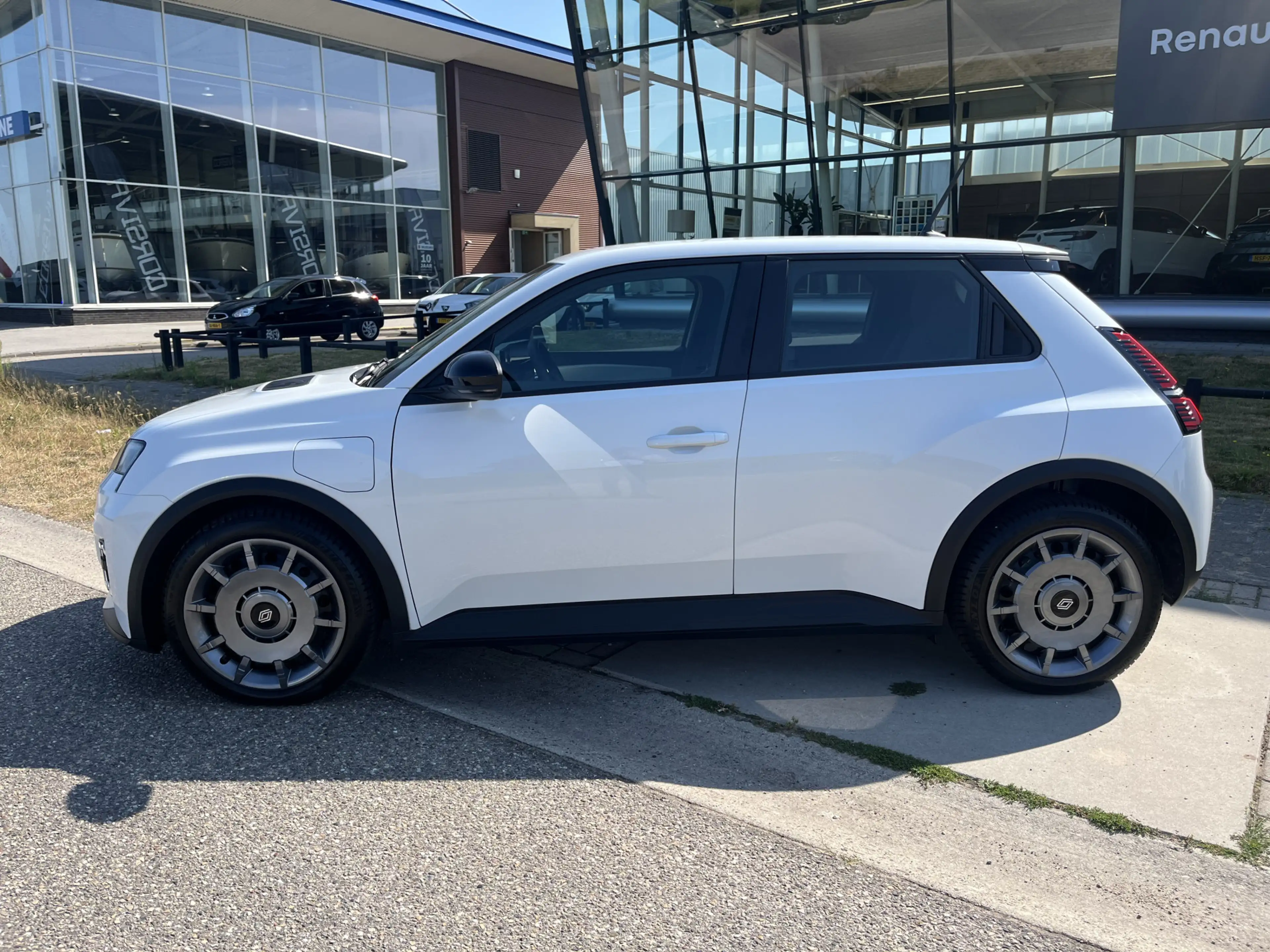 Renault R 5 urban range evolution 40 kWh — photo 7