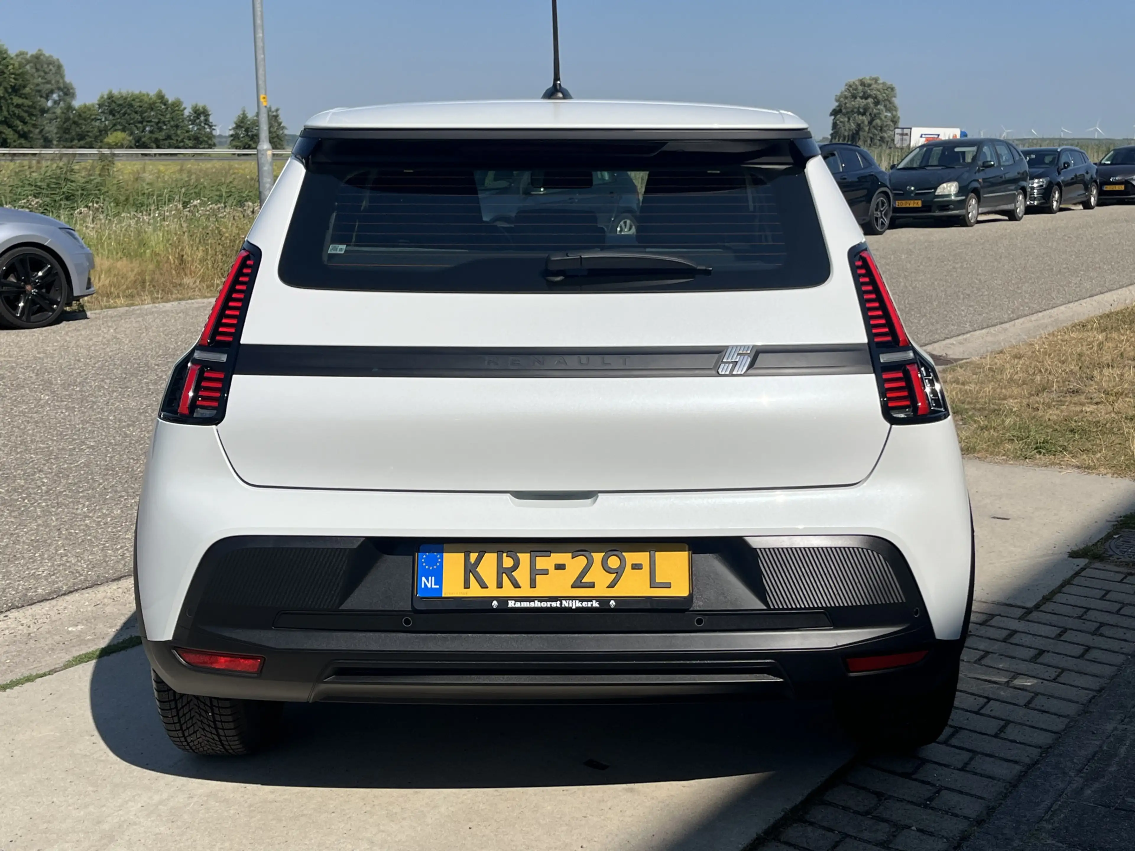Renault R 5 urban range evolution 40 kWh — photo 8