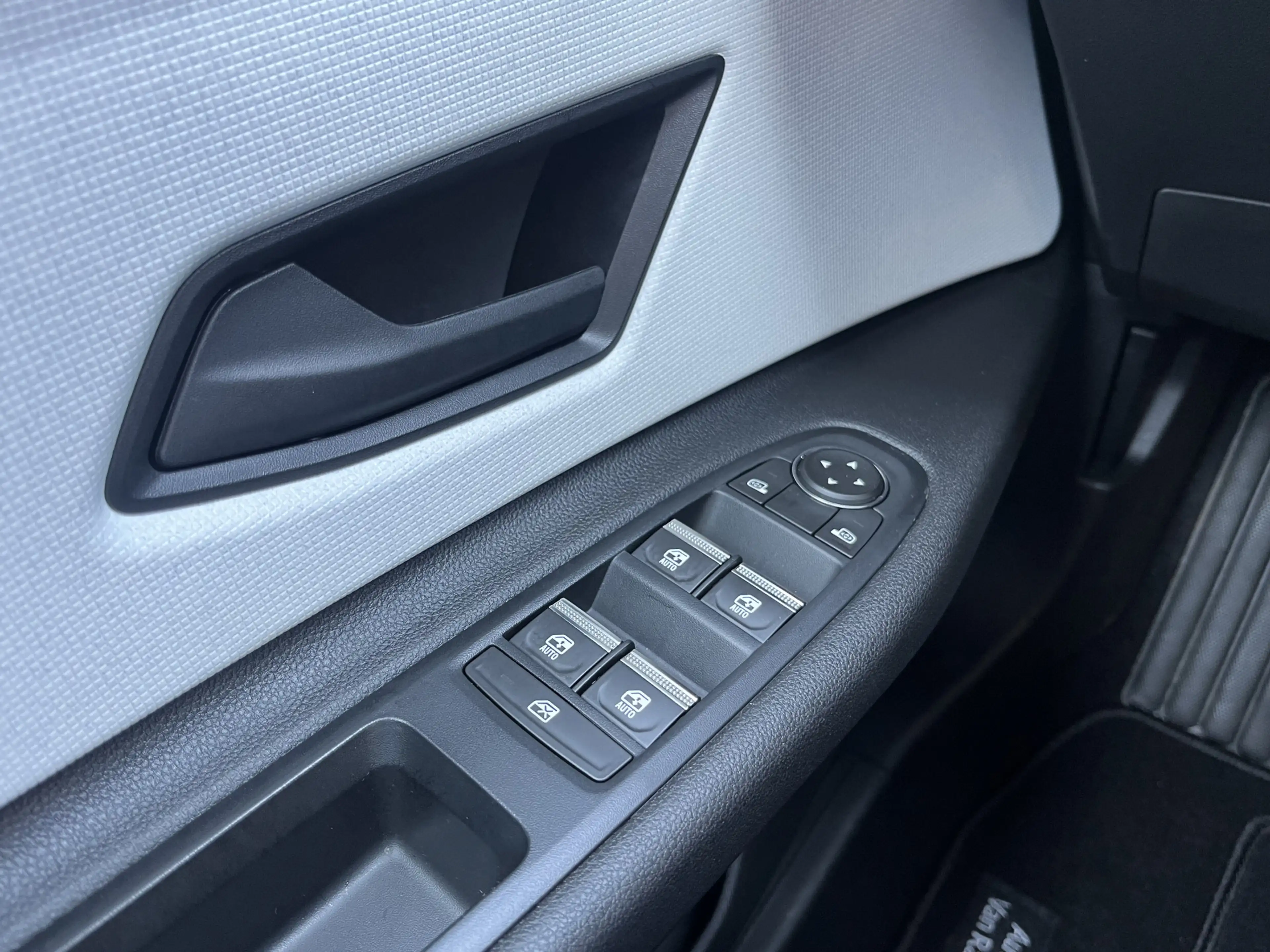 Renault R 5 urban range evolution 40 kWh — photo 28