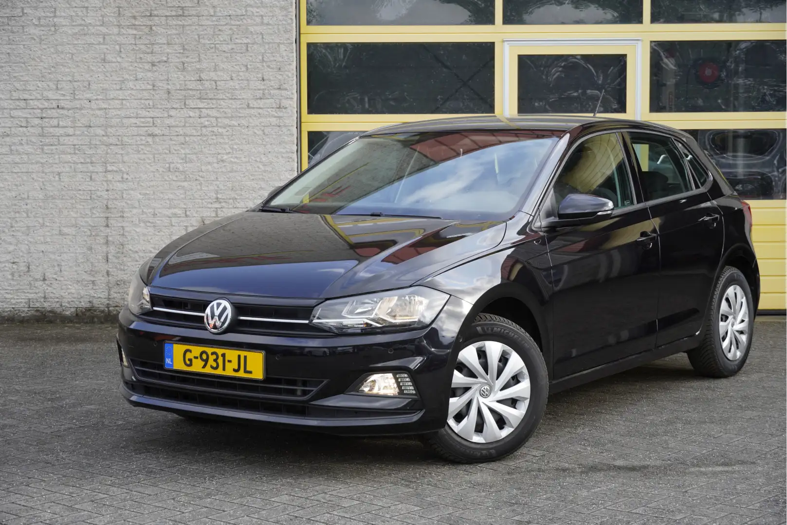 Volkswagen Polo 1.0 TSI Automaat! Comfortline Business BJ2019 Led Zwart - 2